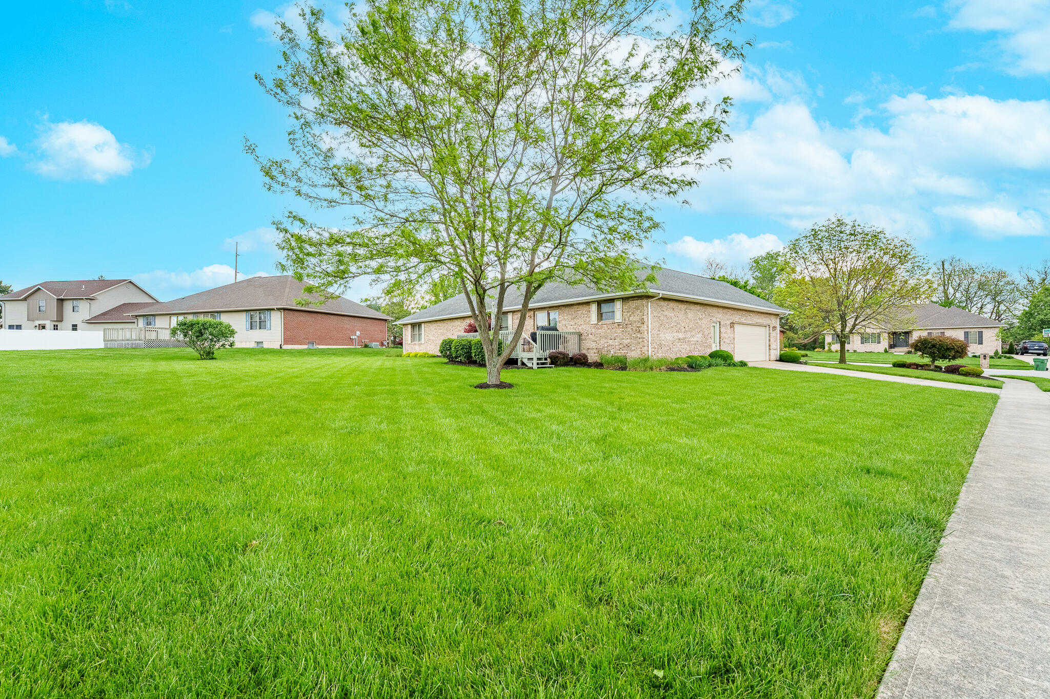 521 Hoewisher, Sidney, Ohio 45365