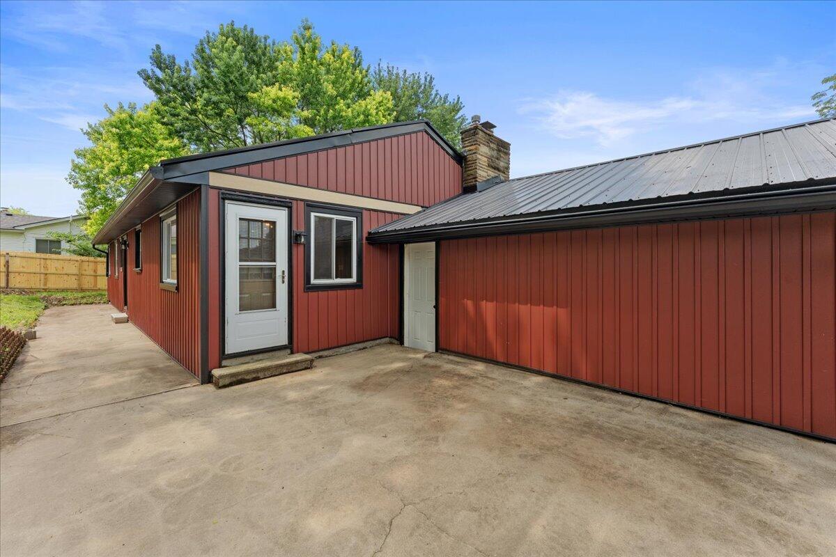 68 Skyline, Enon, Ohio 45323