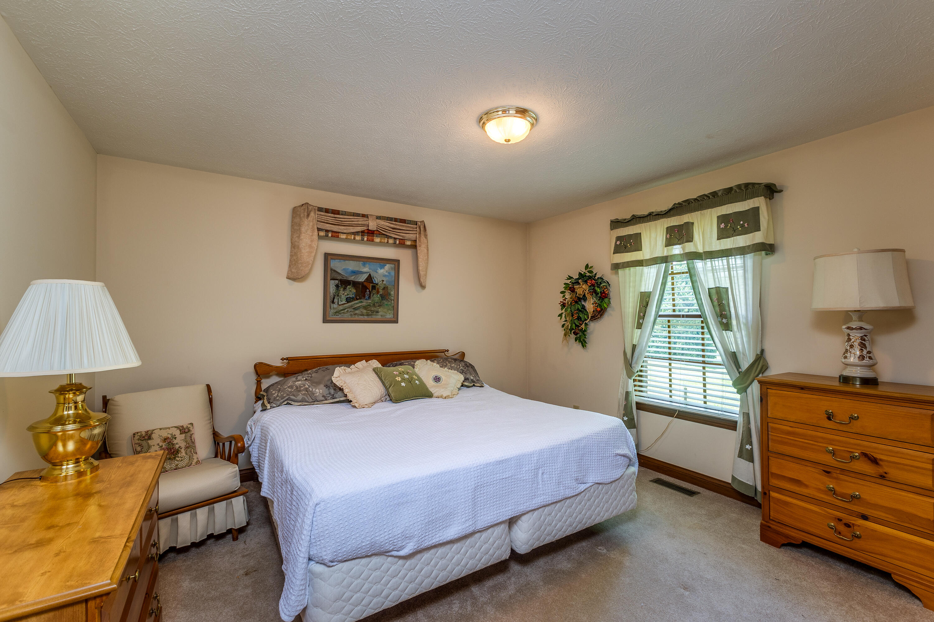 2464 Shenandoah, Troy, Ohio 45373