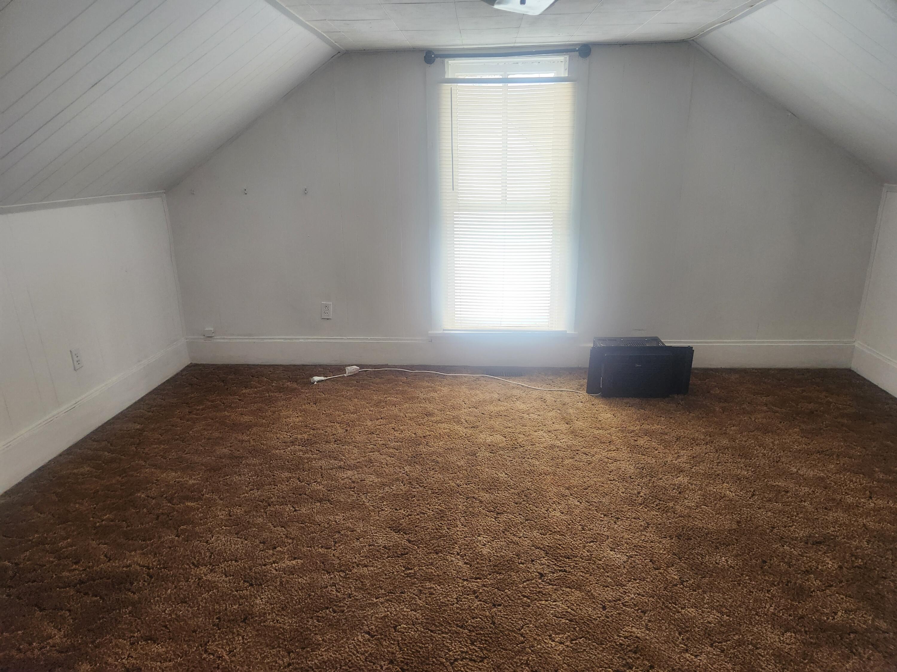 1005 Hendricks, Saint Marys, Ohio 45885