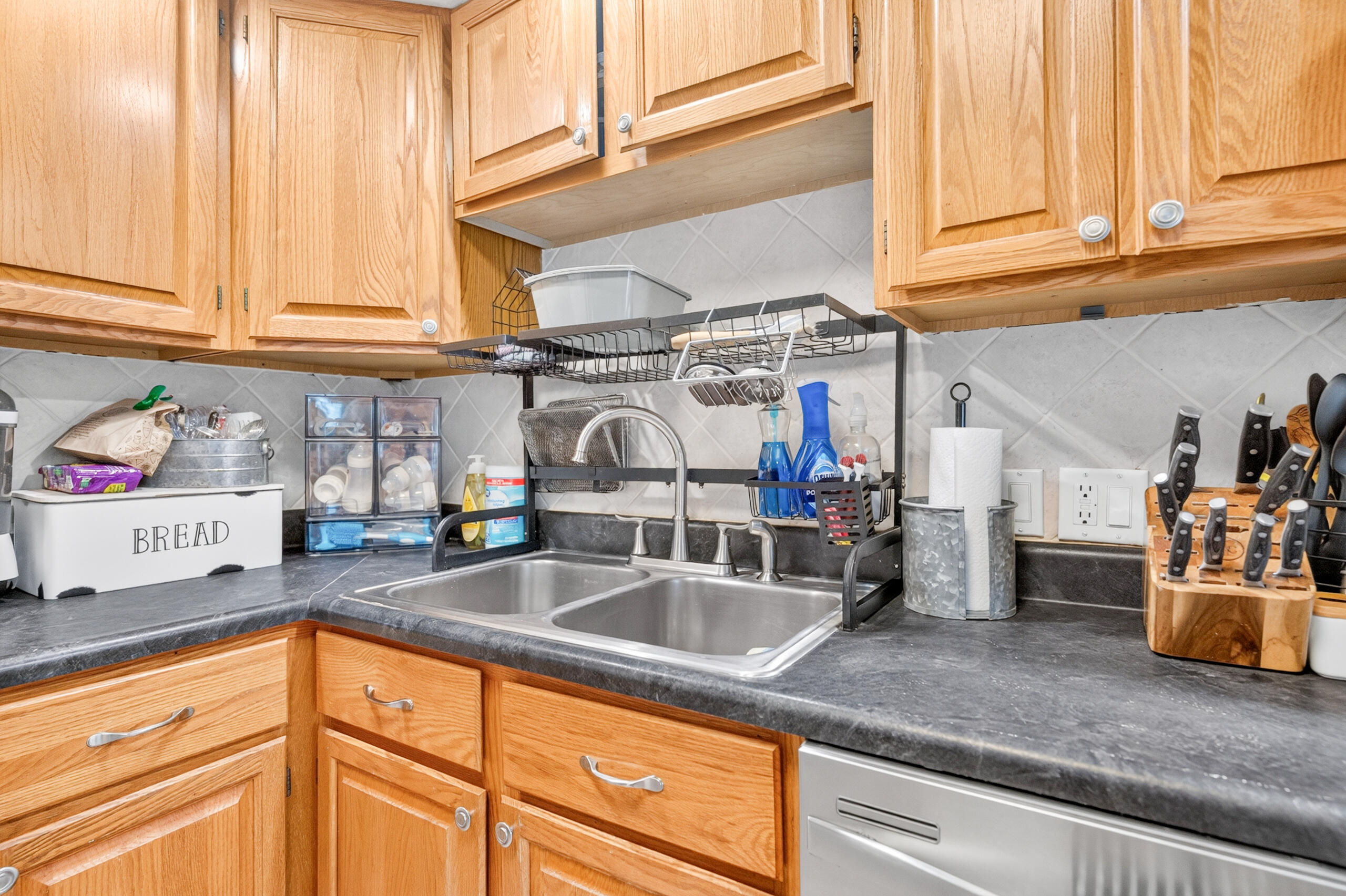1129 Hawthorne, Sidney, Ohio 45365