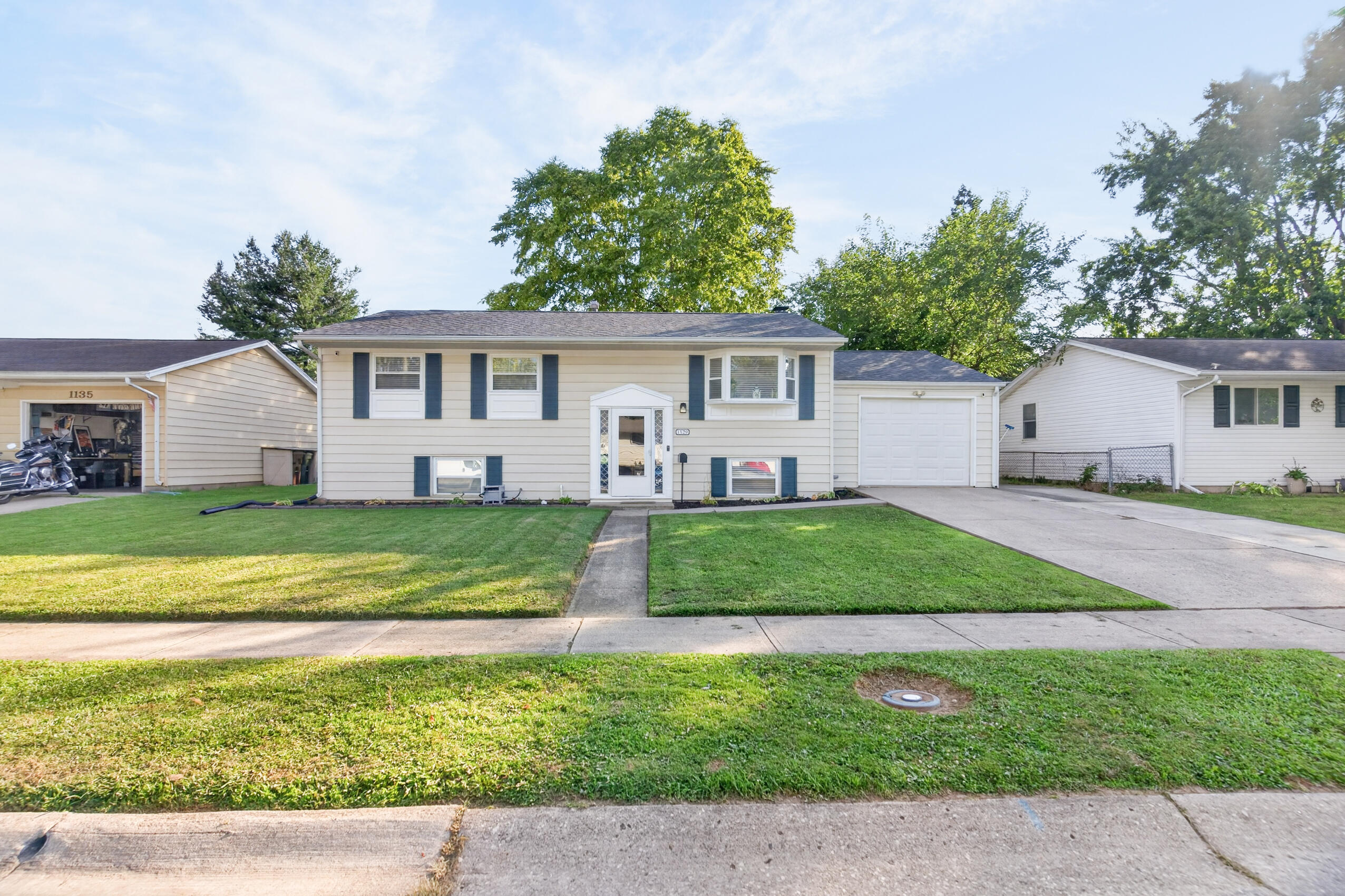 1129 Hawthorne, Sidney, Ohio 45365