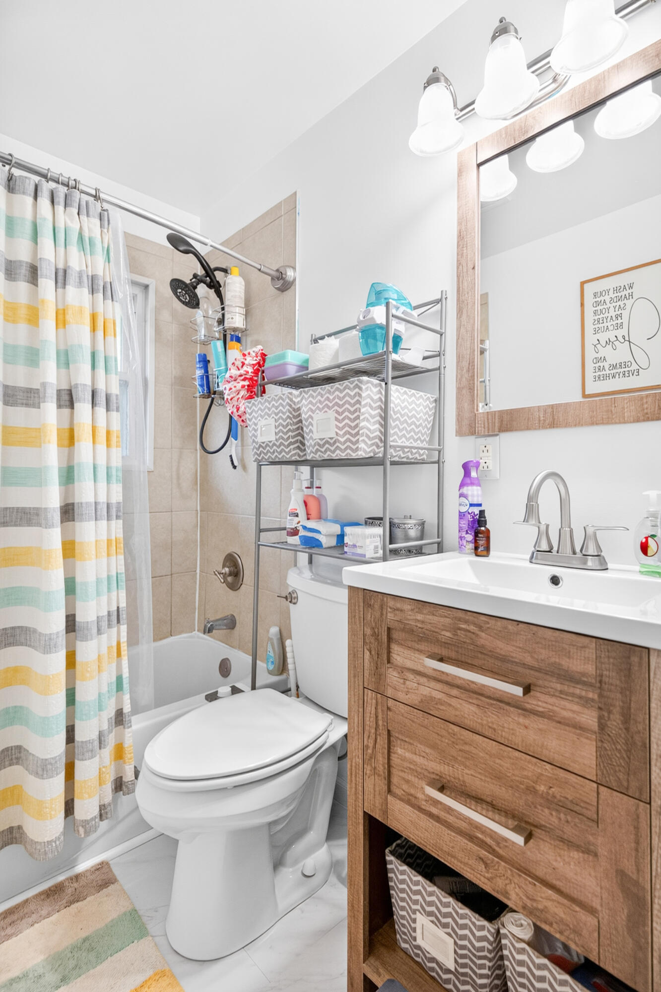 1129 Hawthorne, Sidney, Ohio 45365