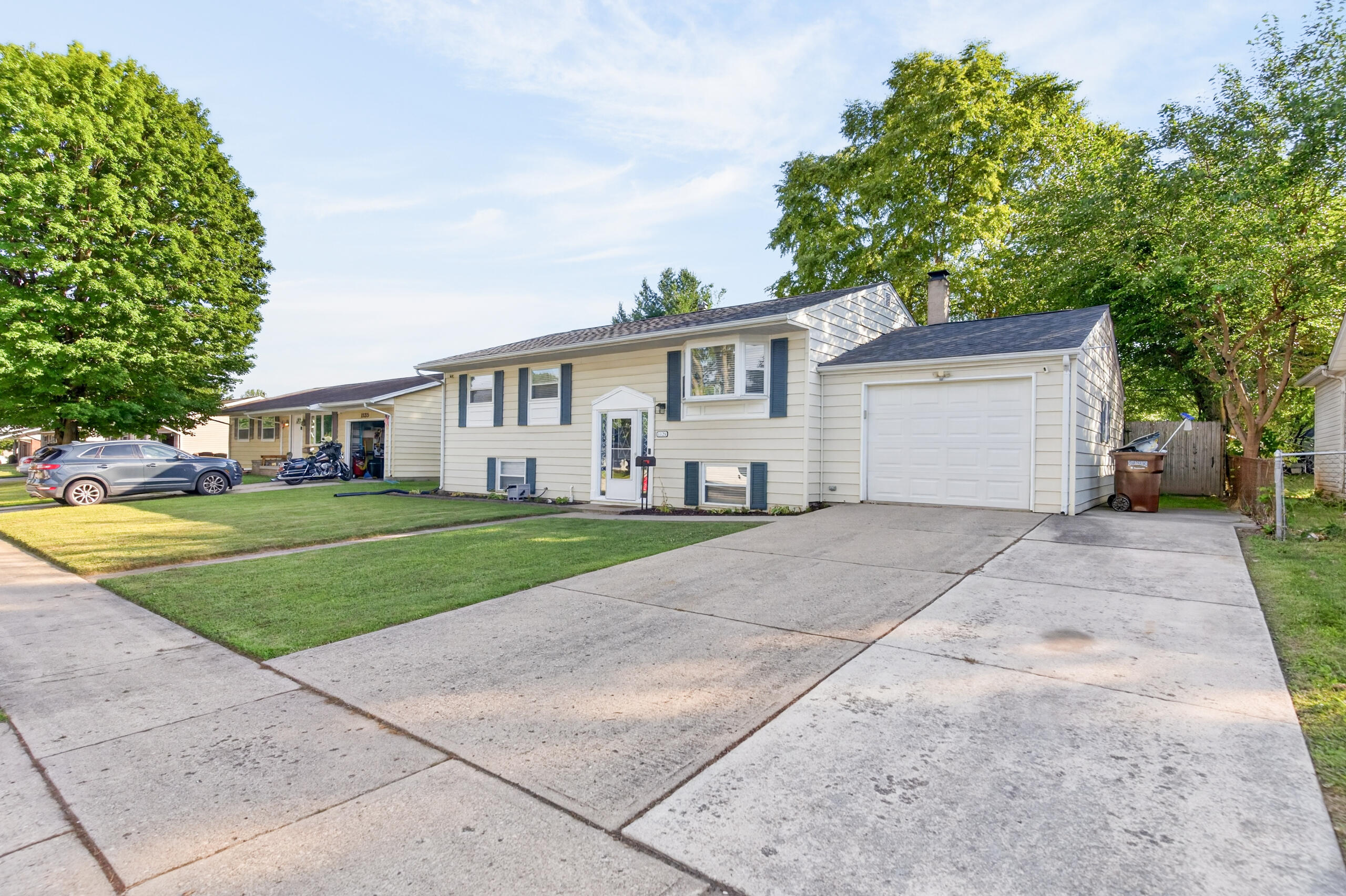 1129 Hawthorne, Sidney, Ohio 45365