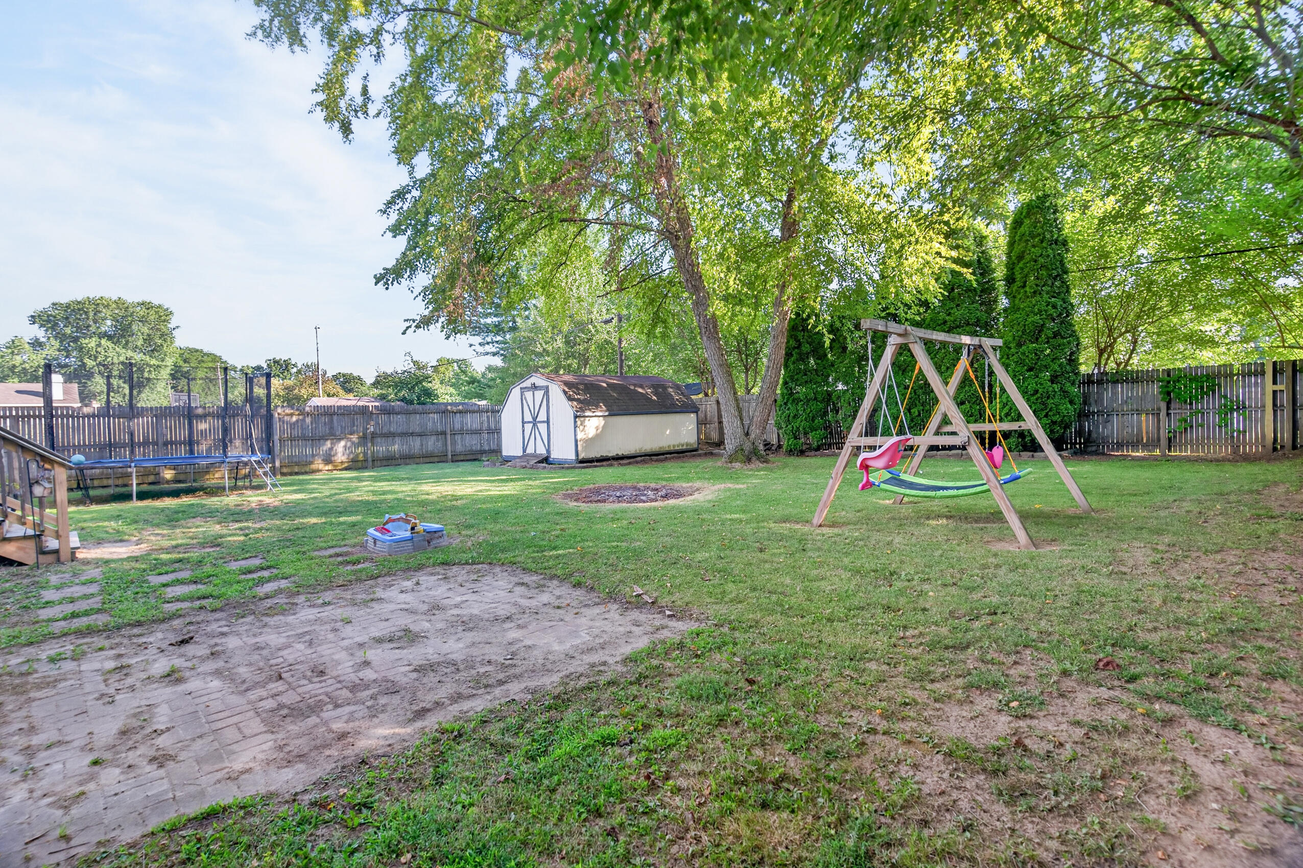 1129 Hawthorne, Sidney, Ohio 45365