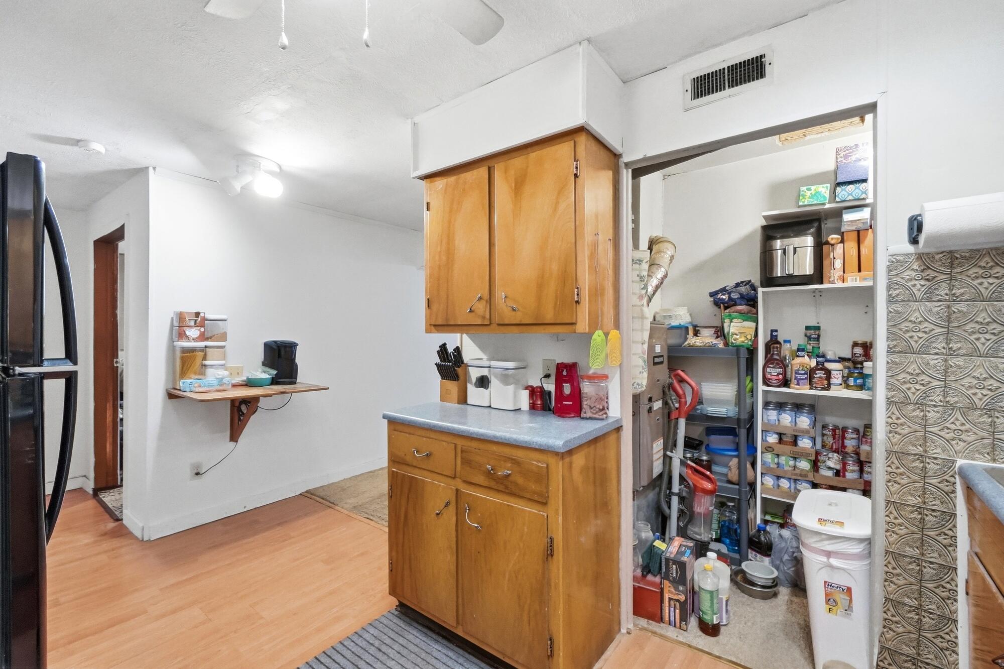 3215 Saint Paris, Springfield, Ohio 45504