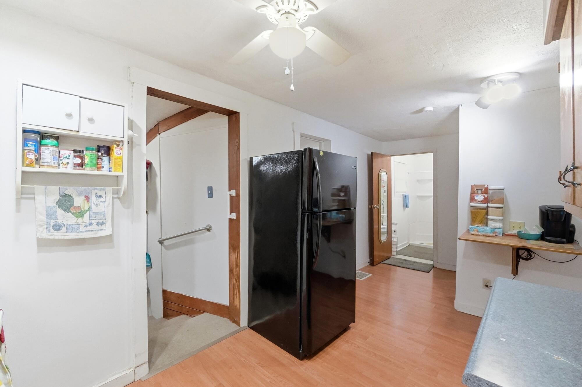 3215 Saint Paris, Springfield, Ohio 45504