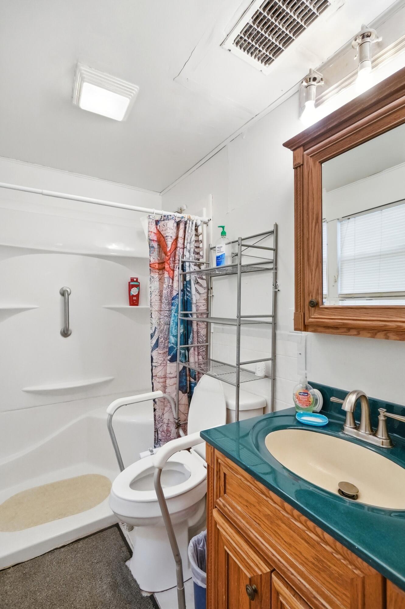 3215 Saint Paris, Springfield, Ohio 45504