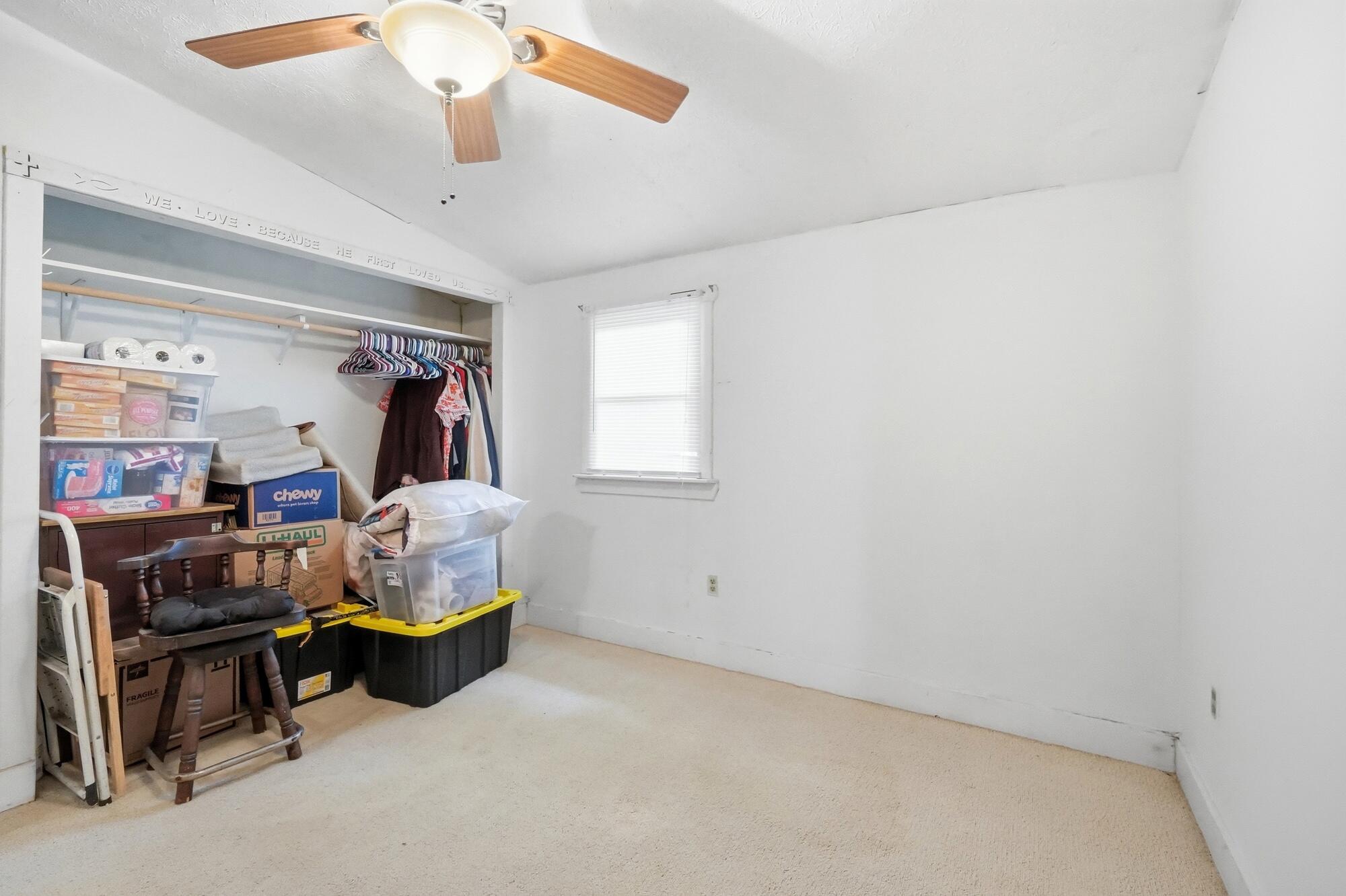 3215 Saint Paris, Springfield, Ohio 45504