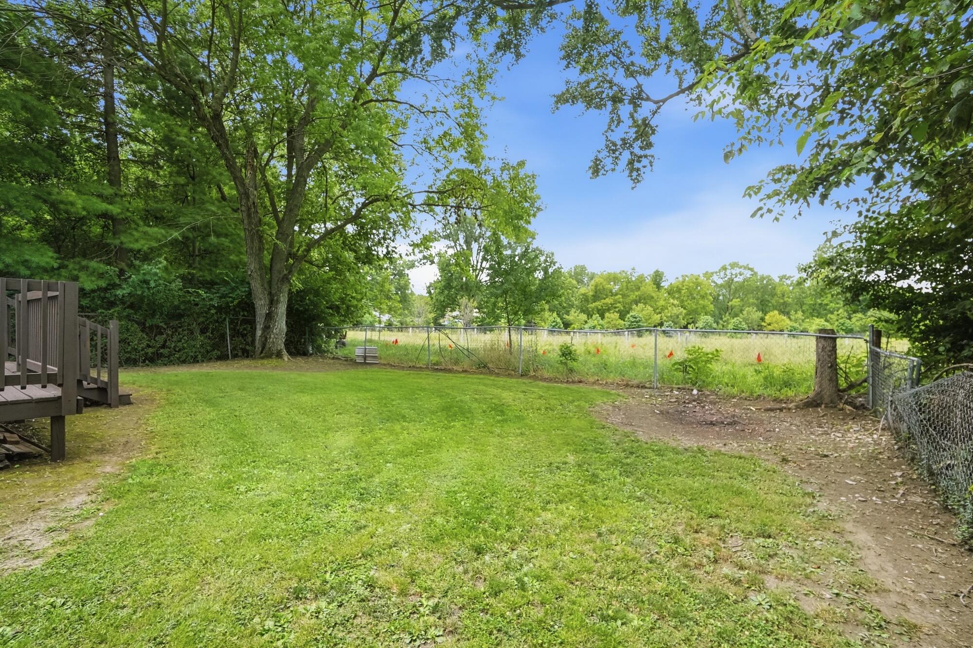 3215 Saint Paris, Springfield, Ohio 45504