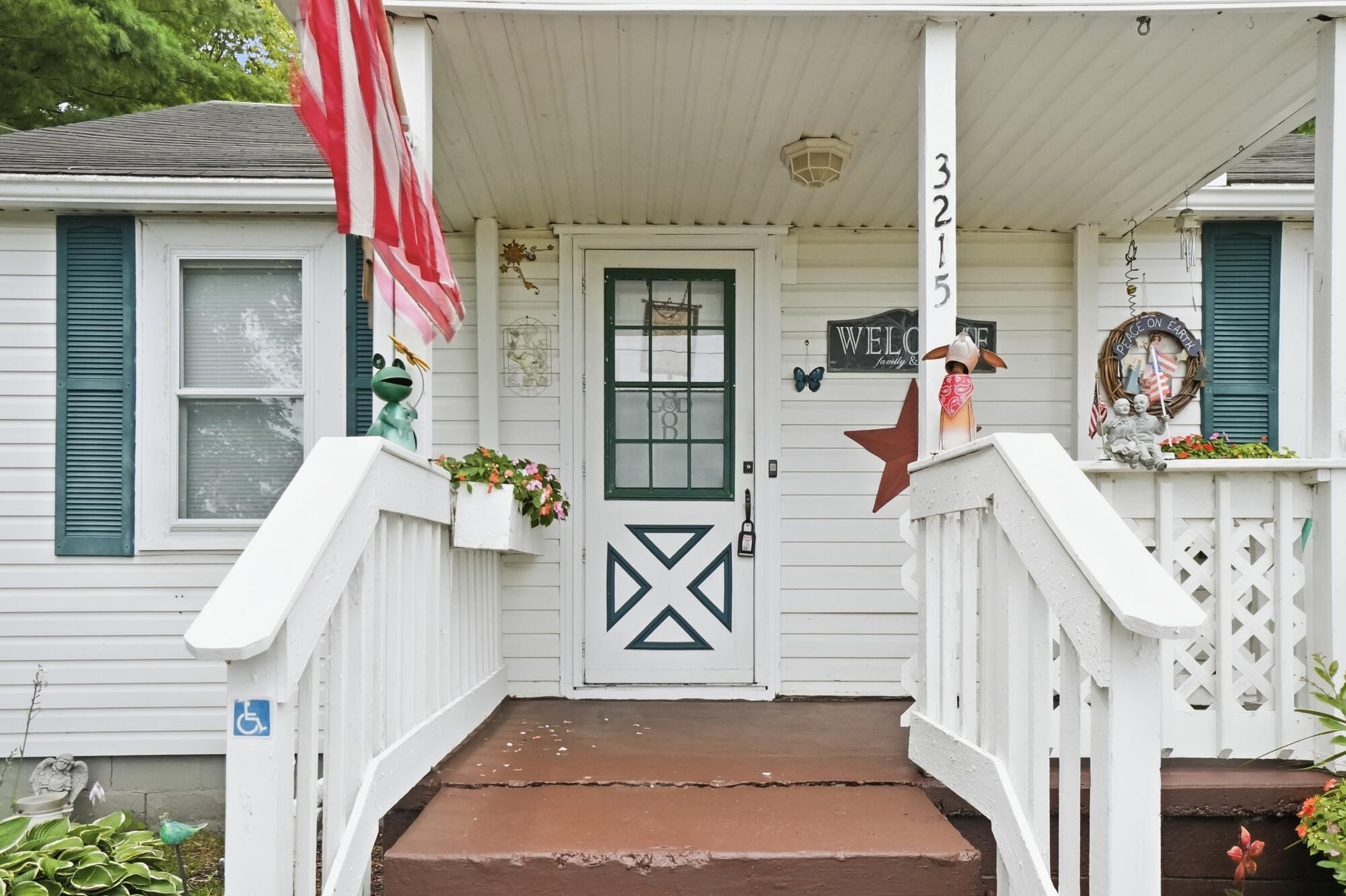 3215 Saint Paris, Springfield, Ohio 45504
