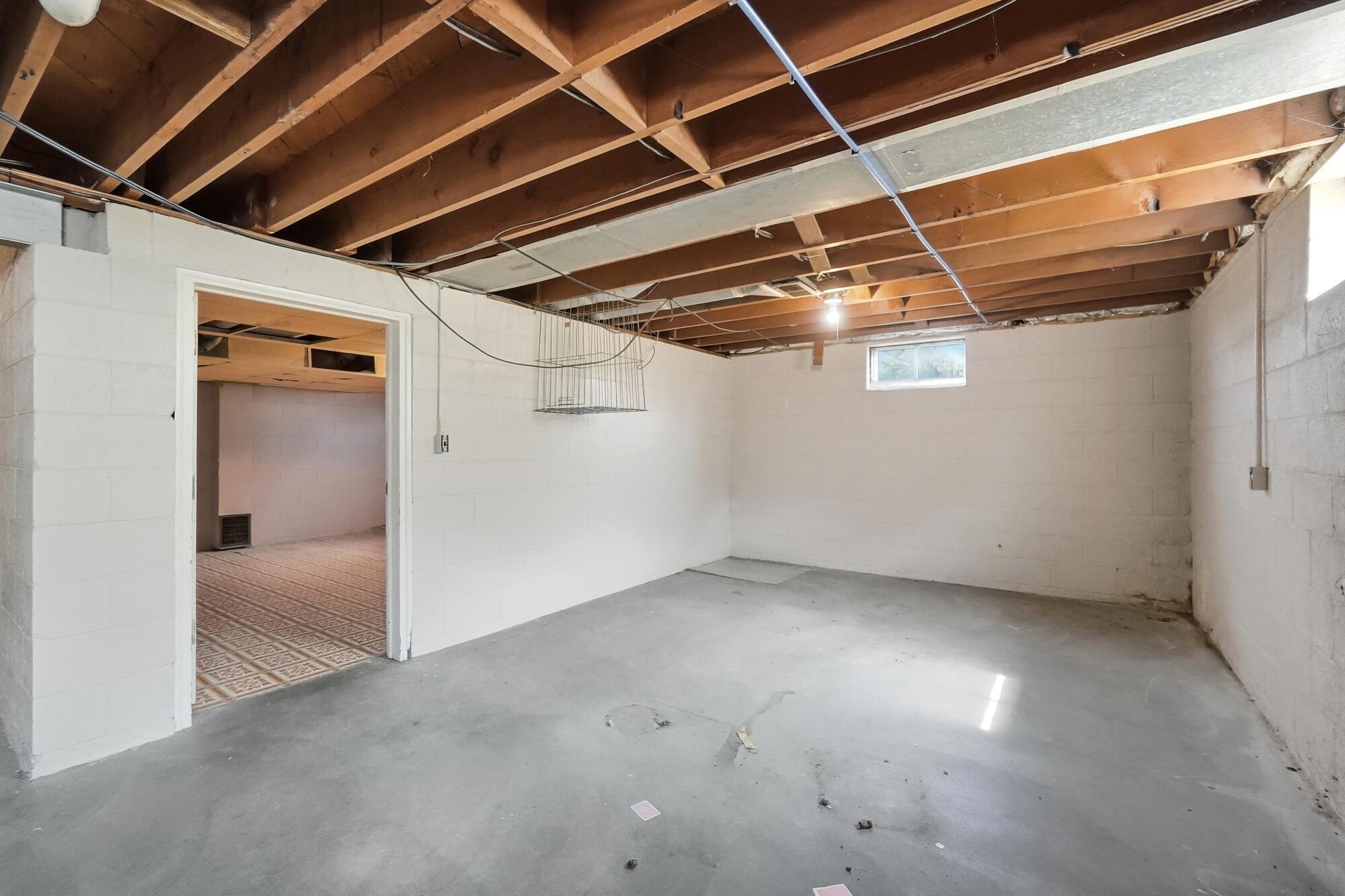 1770 Saint Paris, Springfield, Ohio 45504