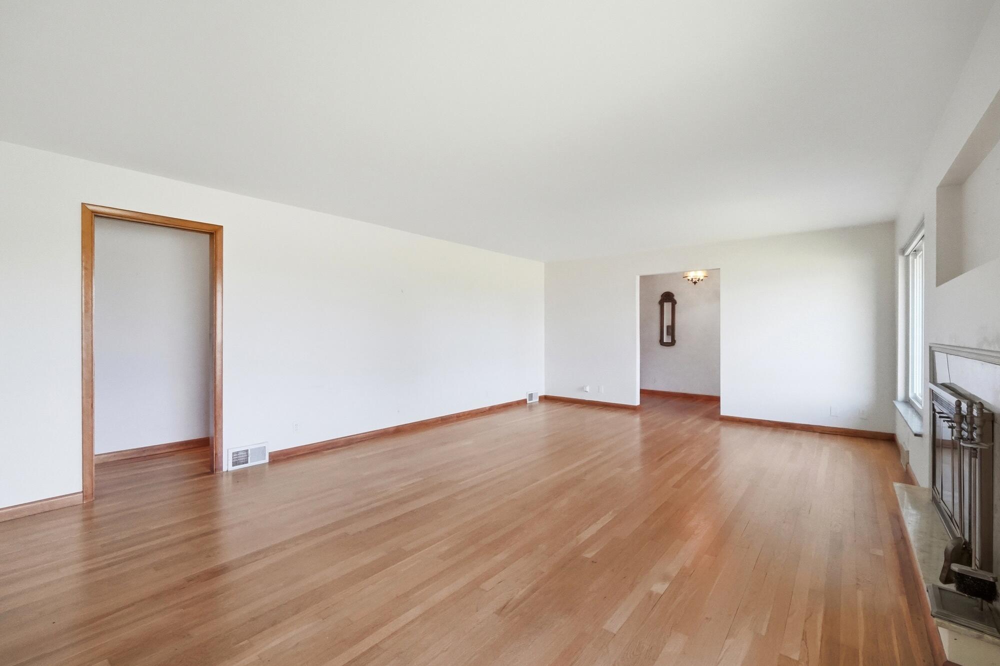 1770 Saint Paris, Springfield, Ohio 45504
