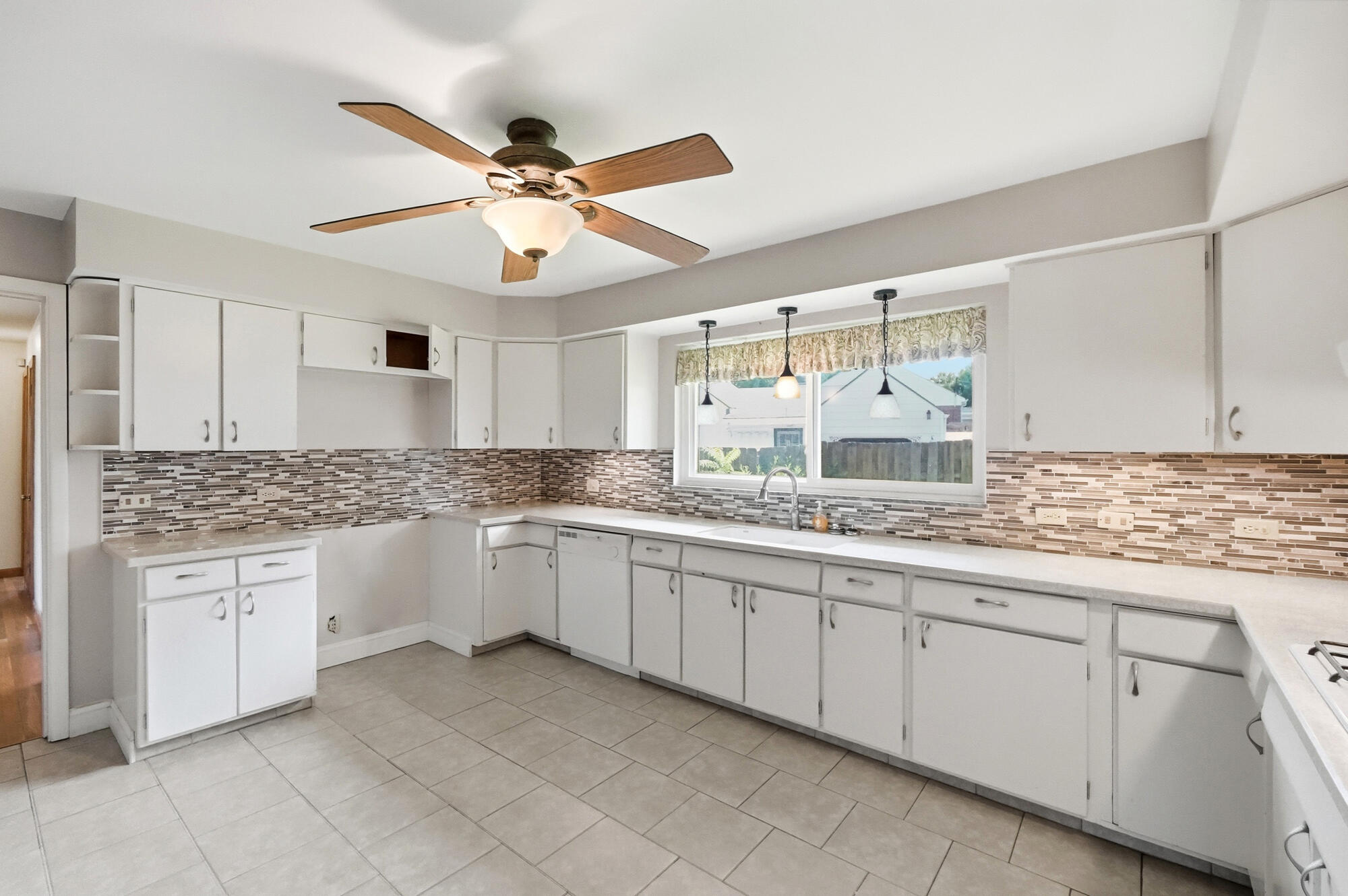 1770 Saint Paris, Springfield, Ohio 45504