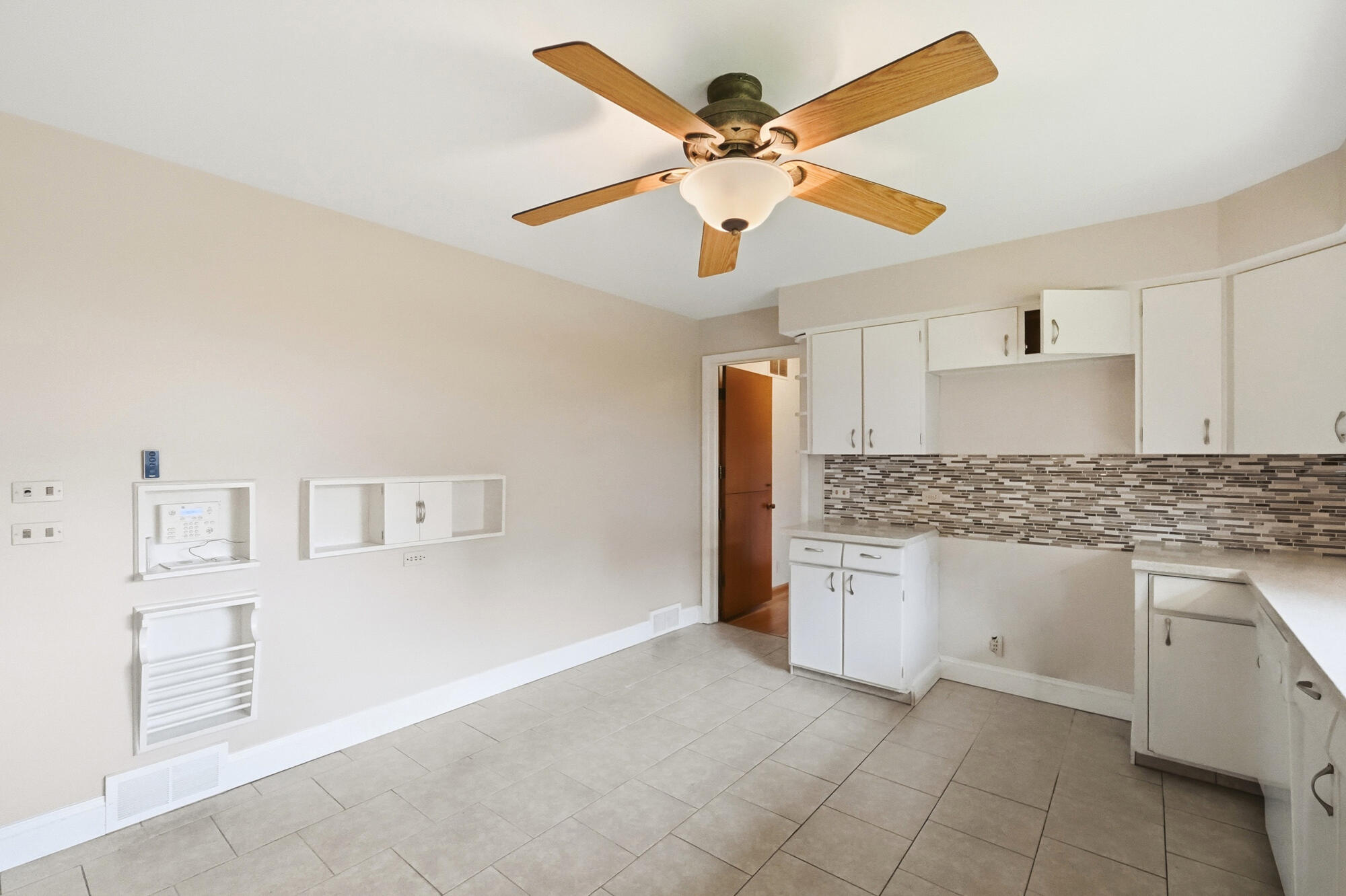 1770 Saint Paris, Springfield, Ohio 45504