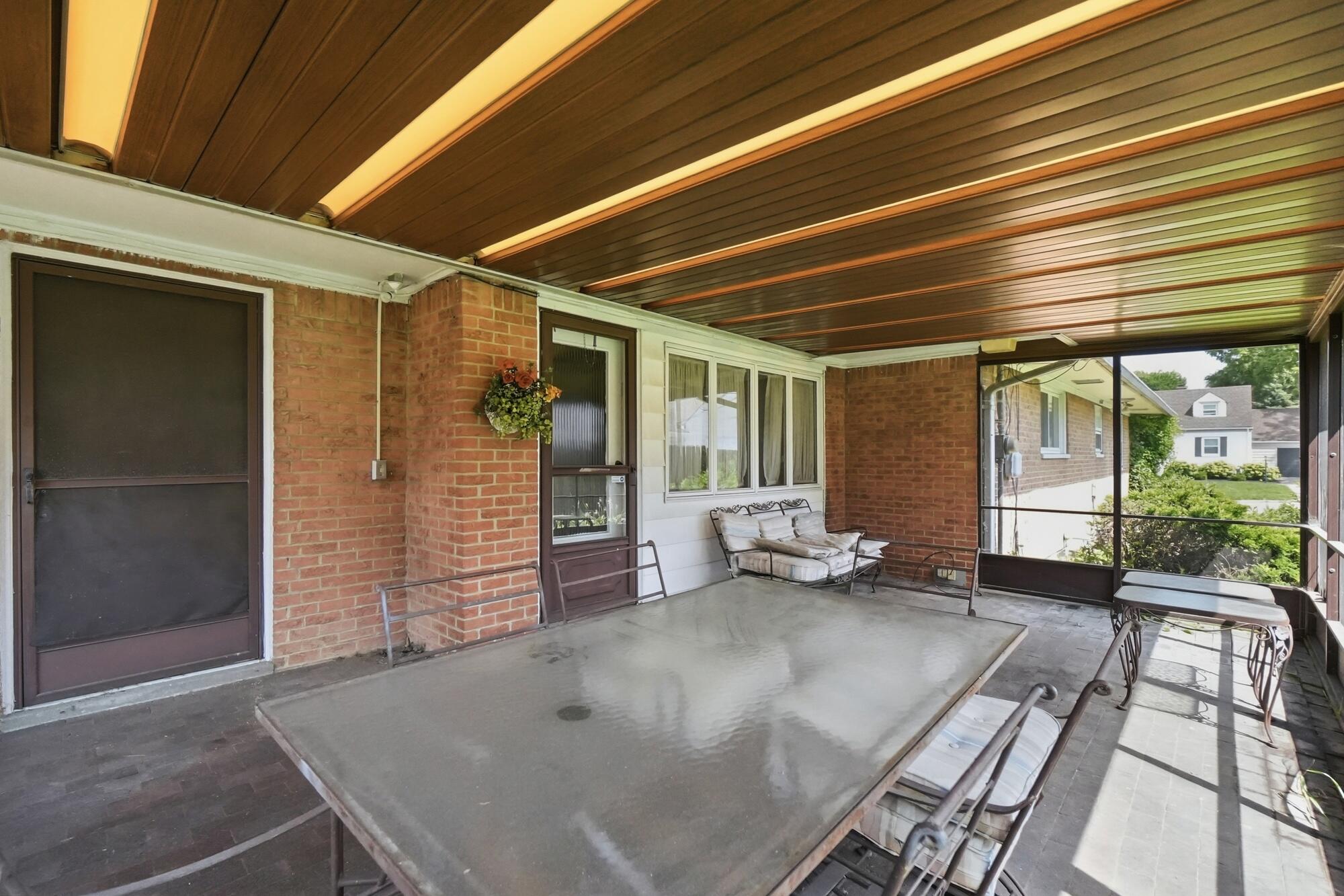 1770 Saint Paris, Springfield, Ohio 45504
