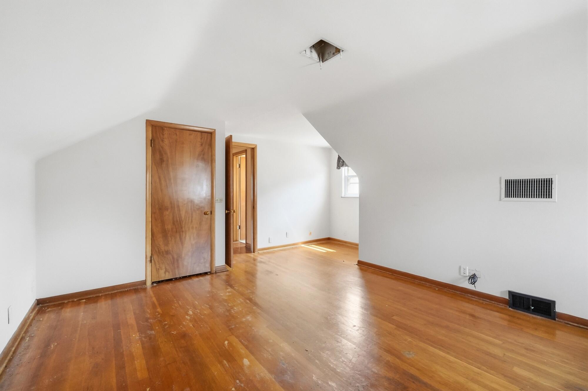 1770 Saint Paris, Springfield, Ohio 45504