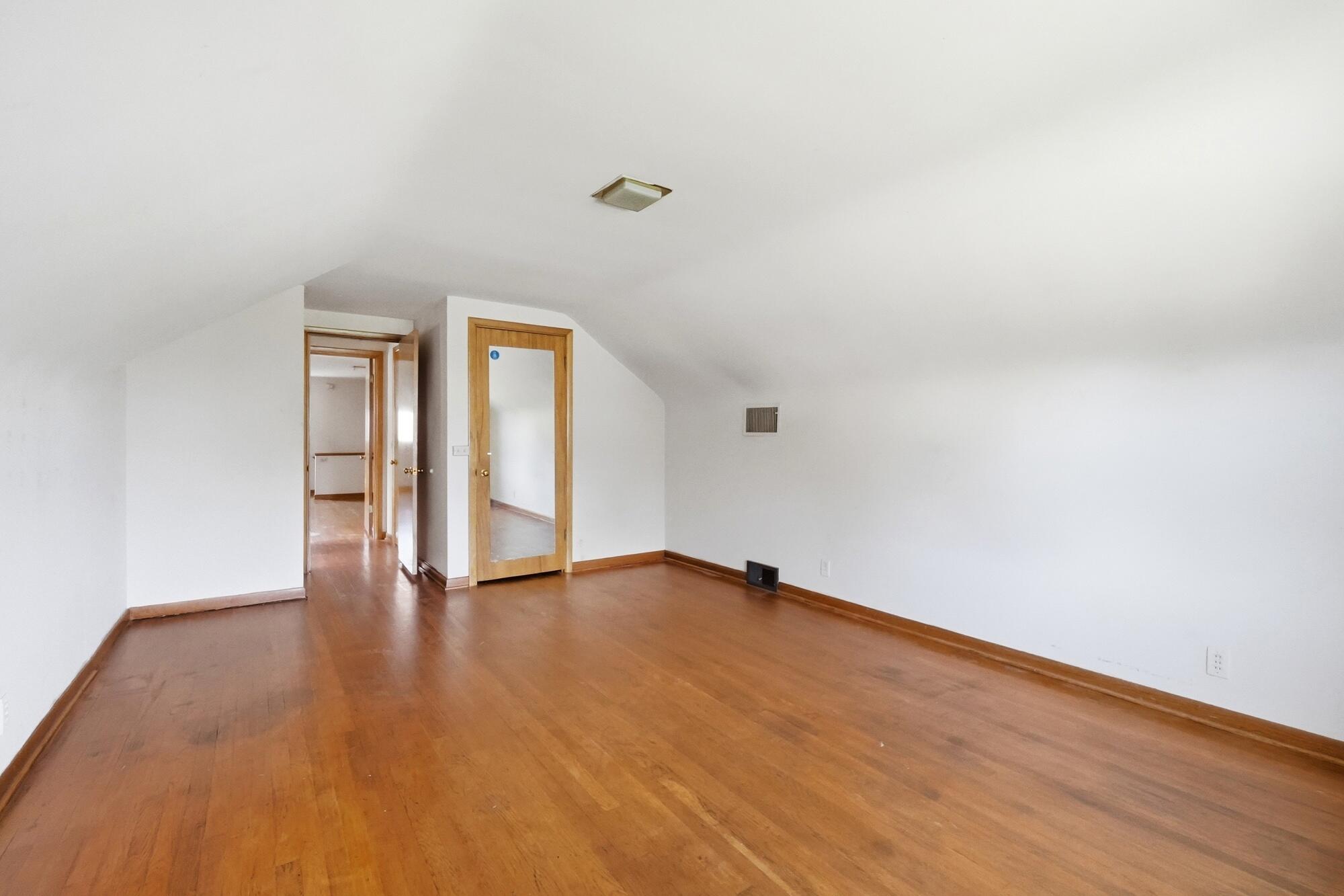 1770 Saint Paris, Springfield, Ohio 45504