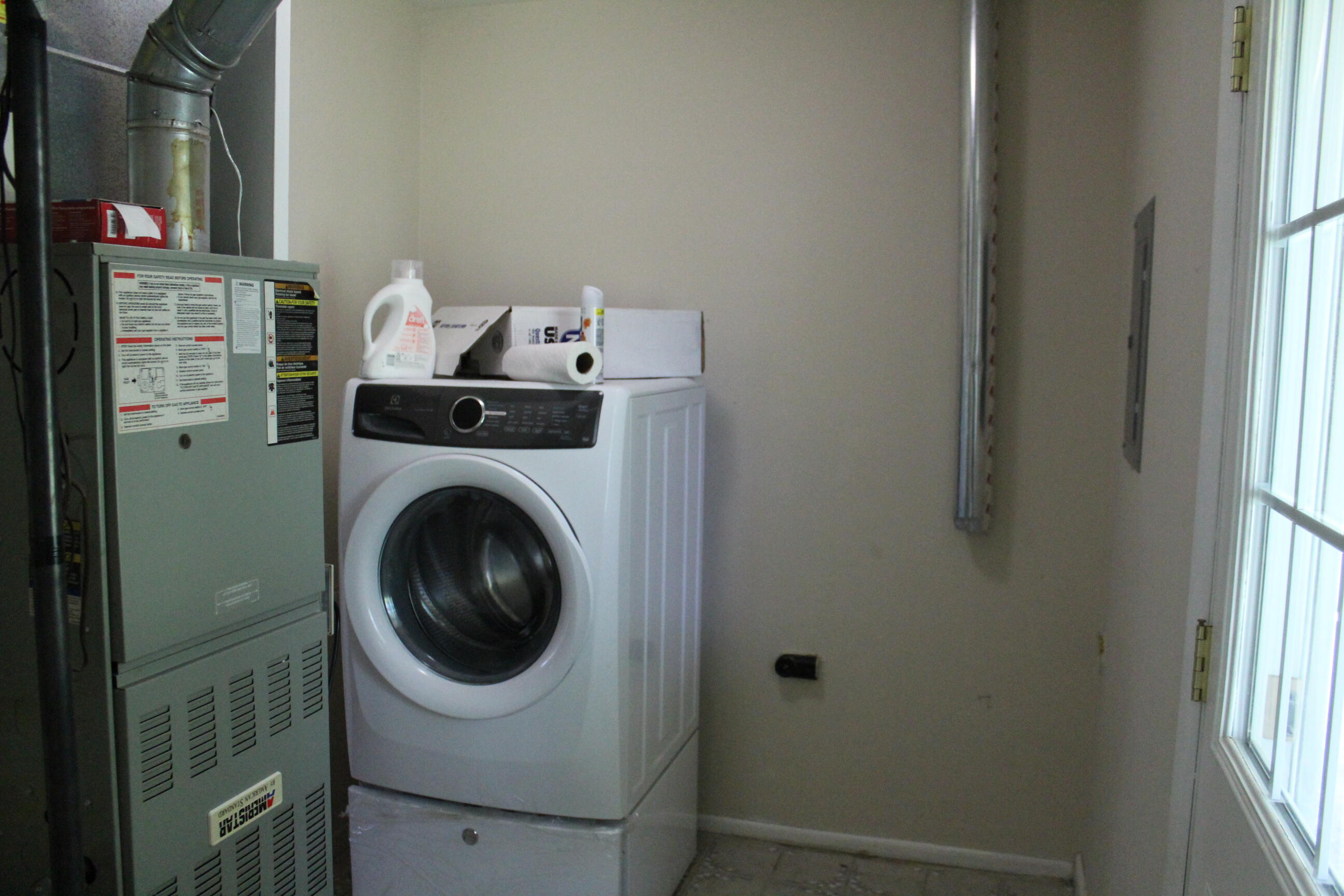 3215 Nantucket, Springfield, Ohio 45503