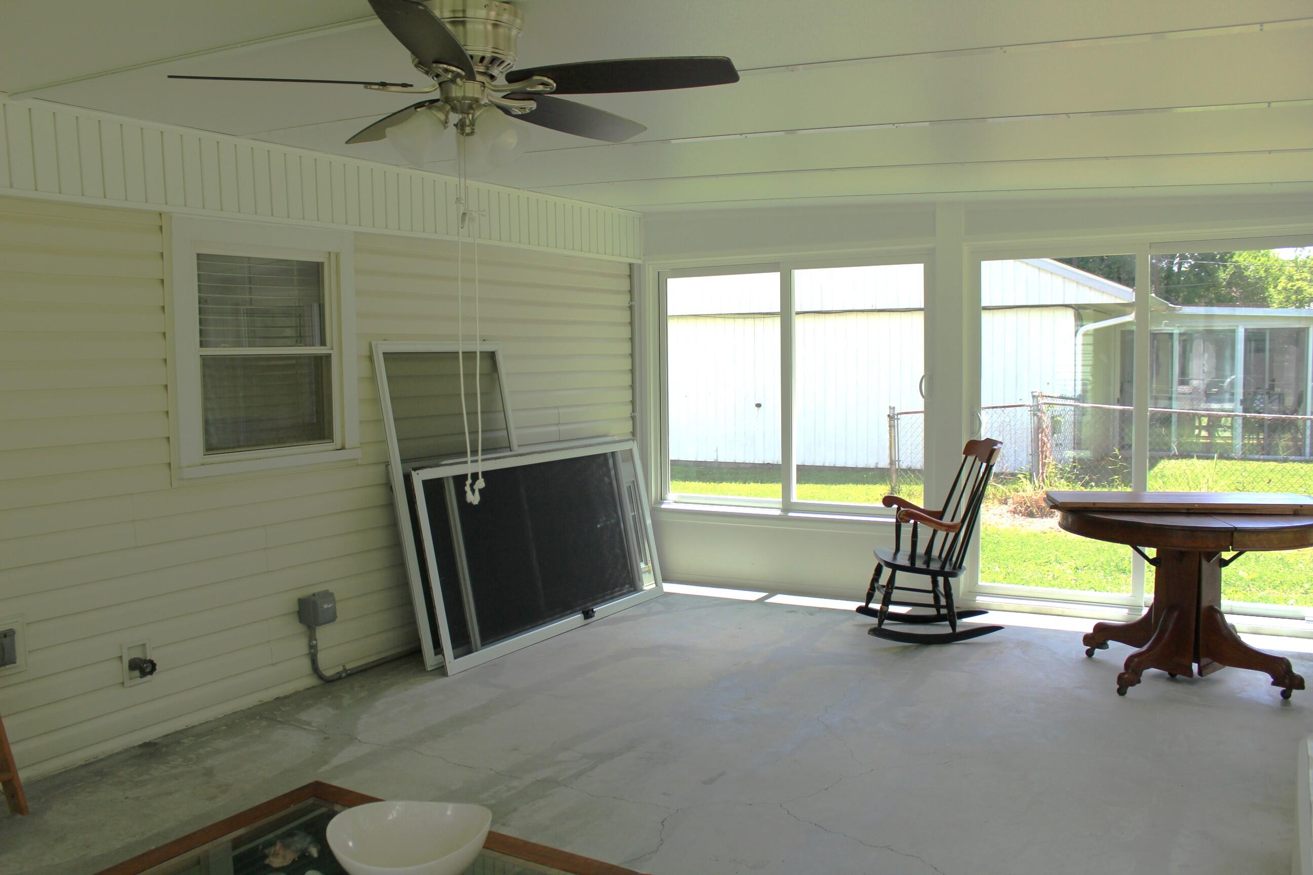 3215 Nantucket, Springfield, Ohio 45503