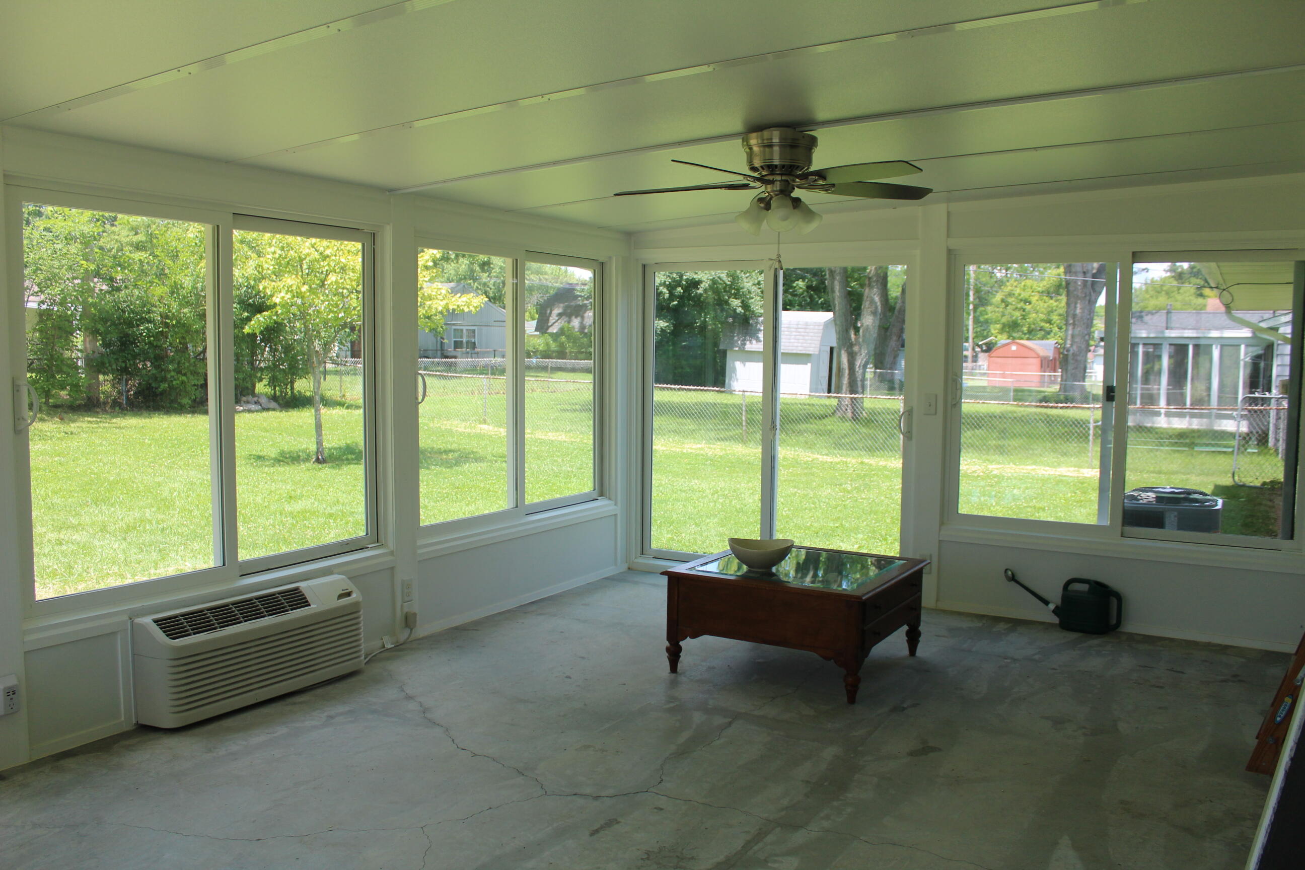 3215 Nantucket, Springfield, Ohio 45503