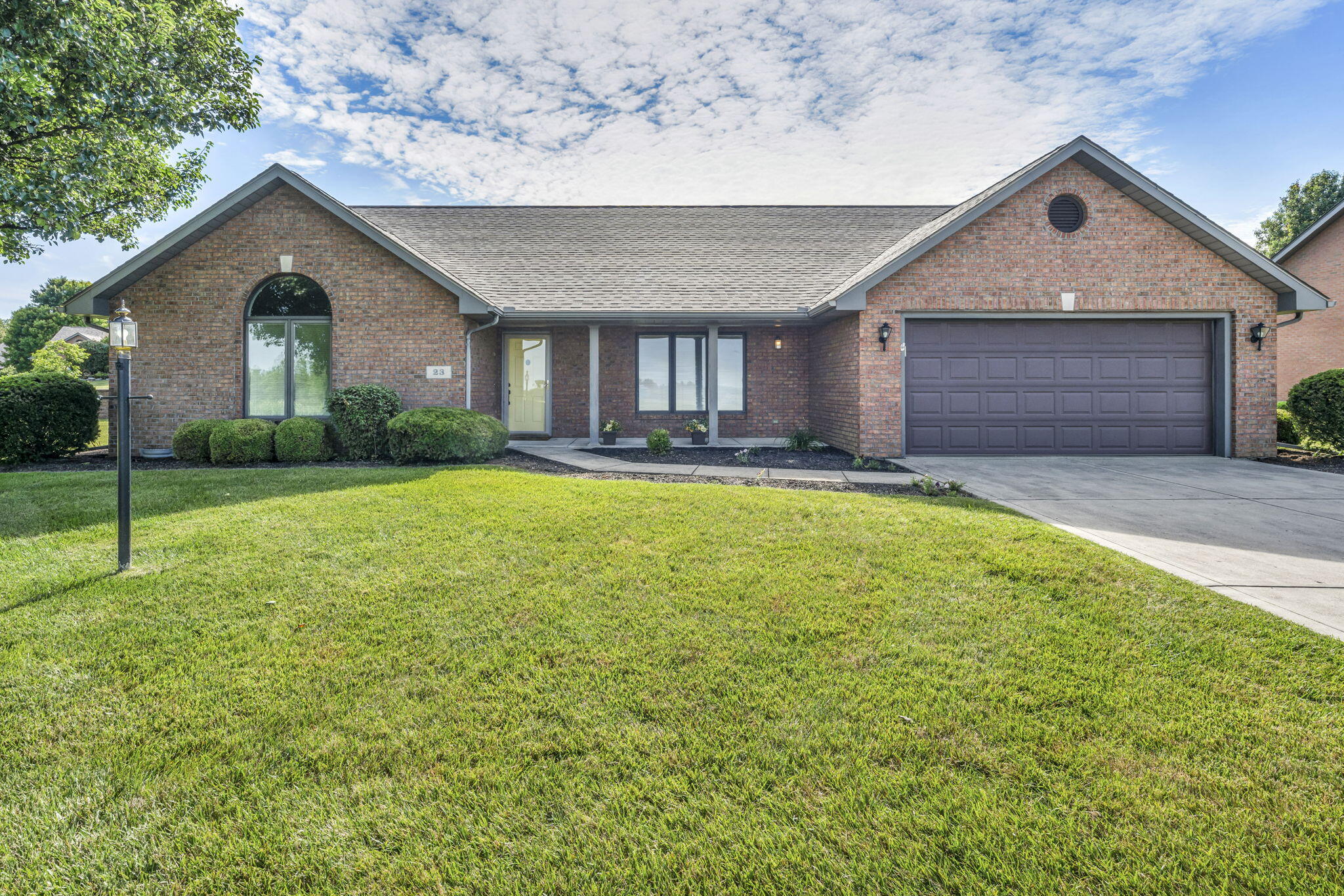 23 Bon Air, Urbana, Ohio 43078
