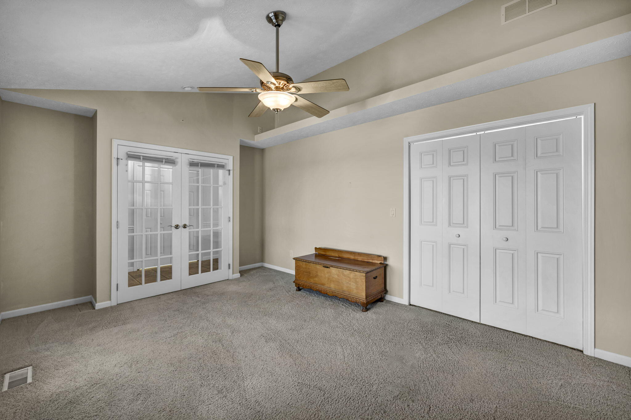23 Bon Air, Urbana, Ohio 43078