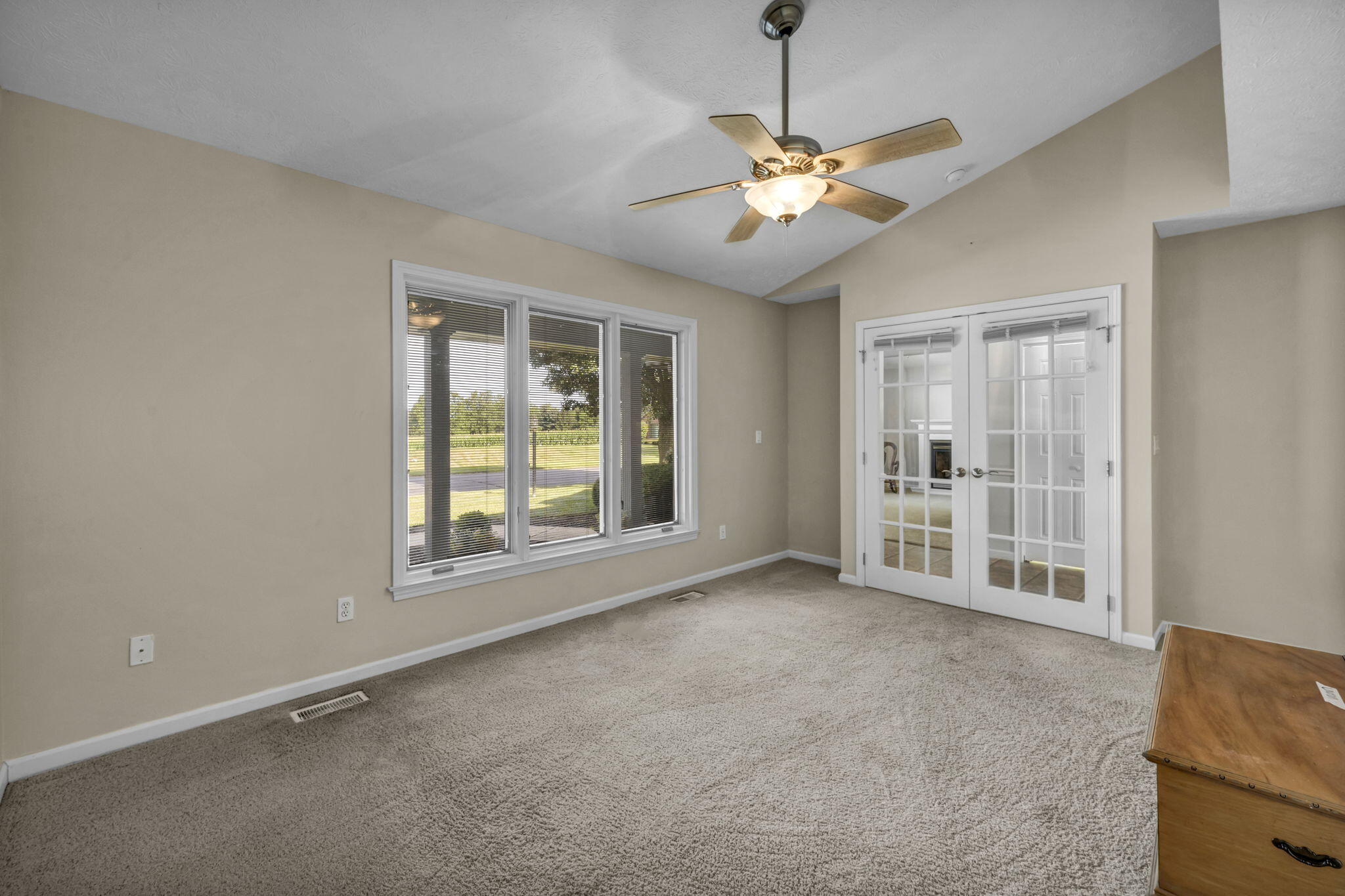 23 Bon Air, Urbana, Ohio 43078