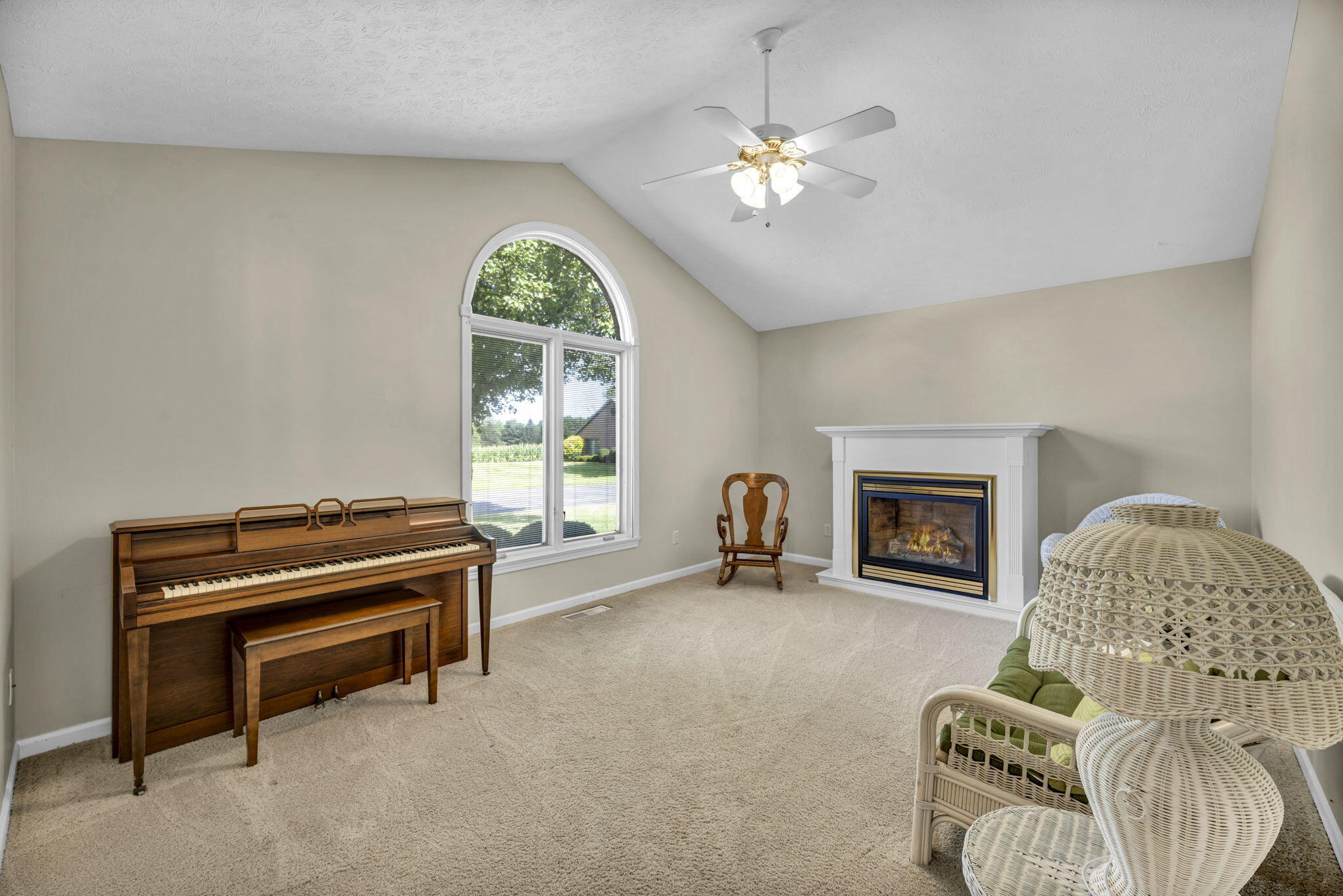 23 Bon Air, Urbana, Ohio 43078
