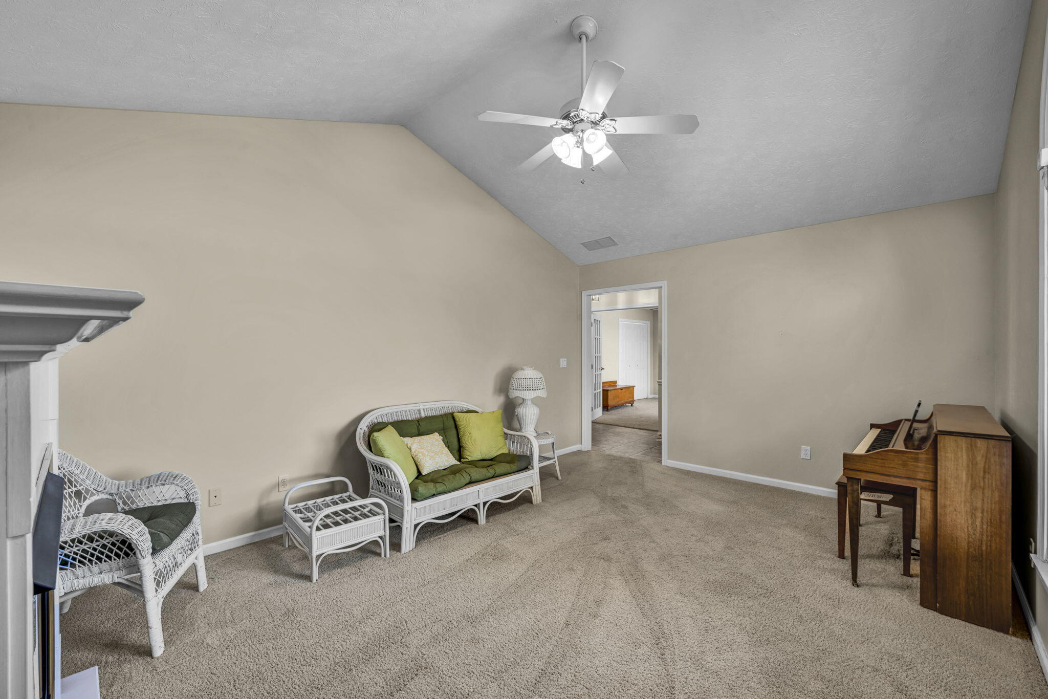 23 Bon Air, Urbana, Ohio 43078