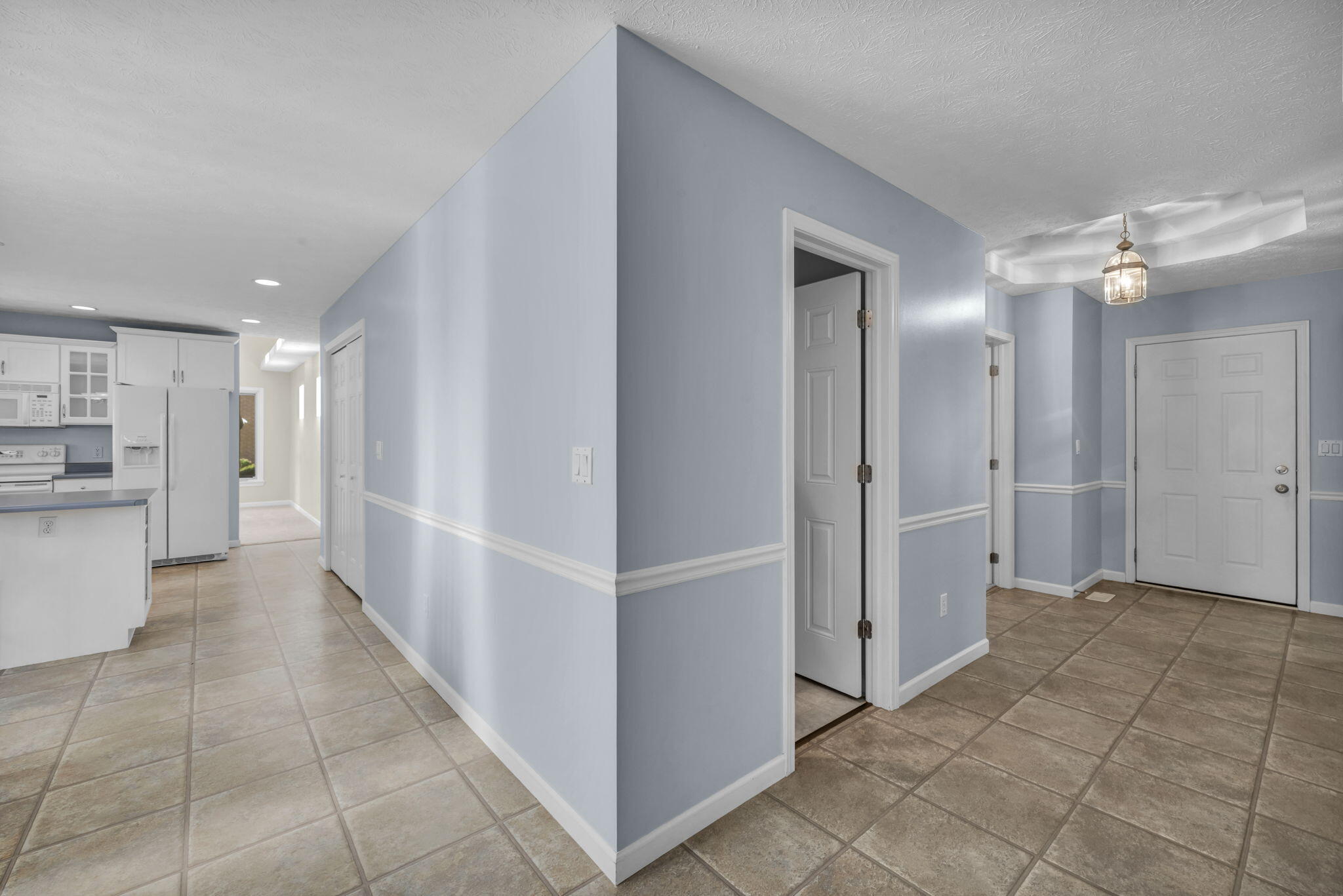 23 Bon Air, Urbana, Ohio 43078
