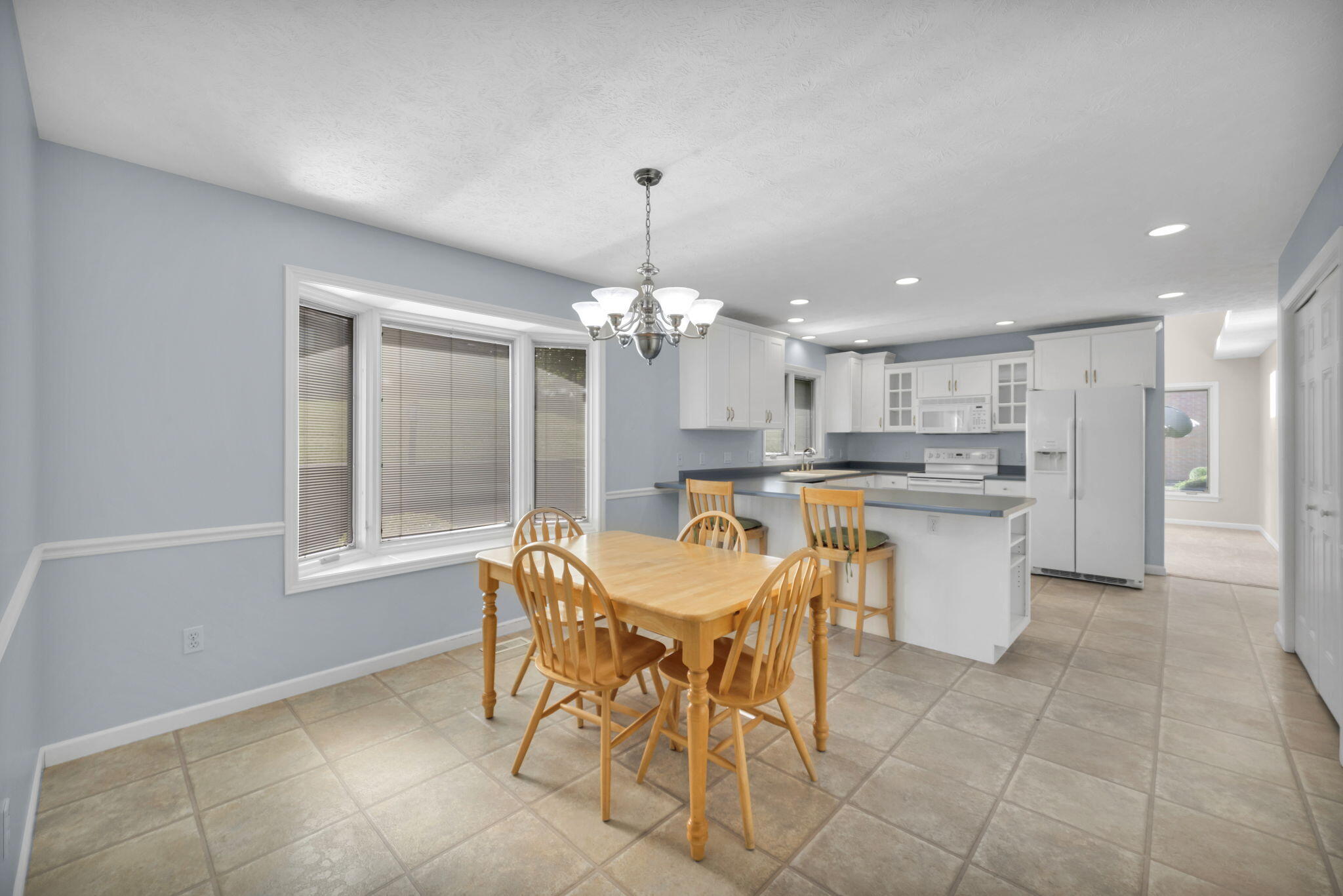 23 Bon Air, Urbana, Ohio 43078