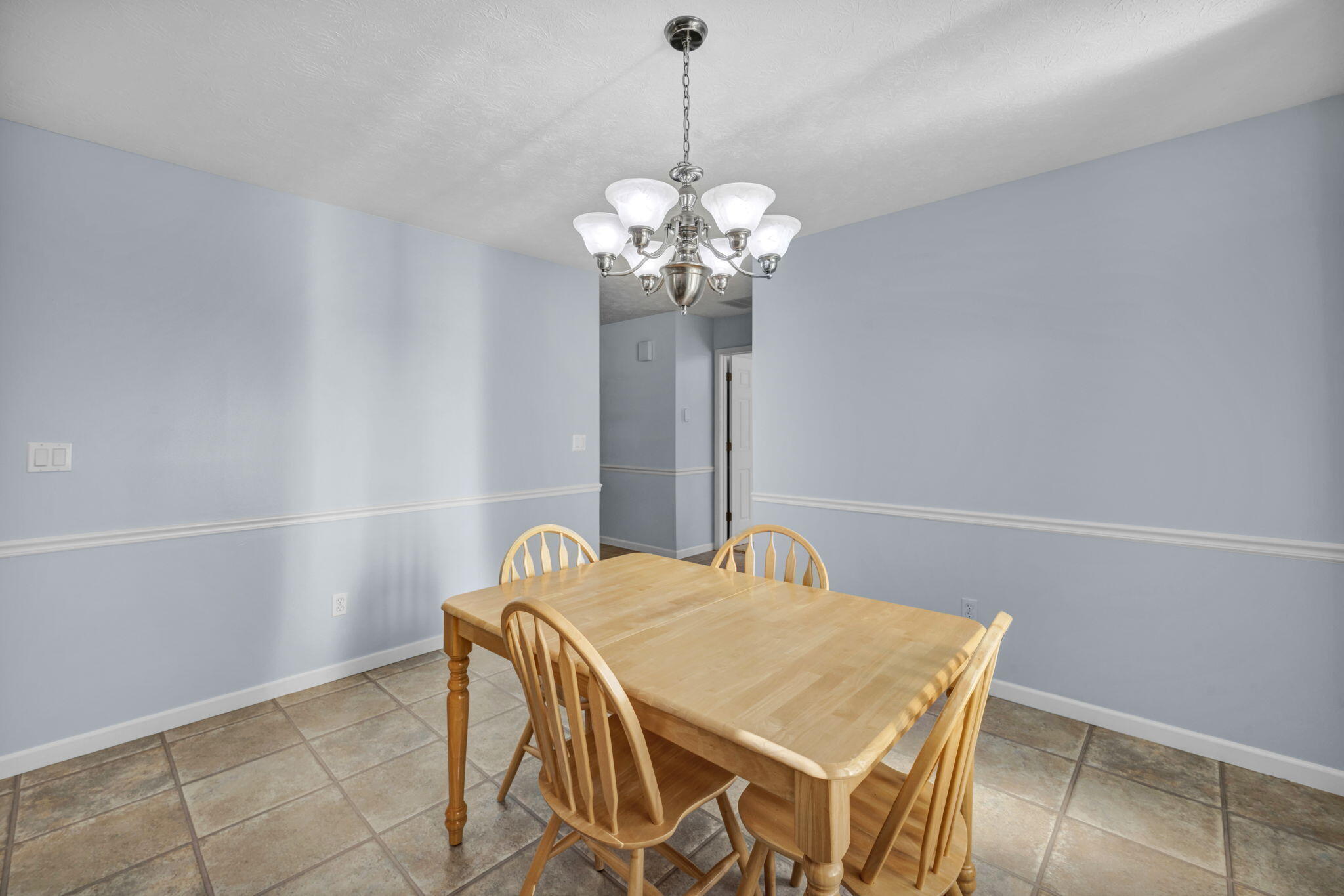 23 Bon Air, Urbana, Ohio 43078