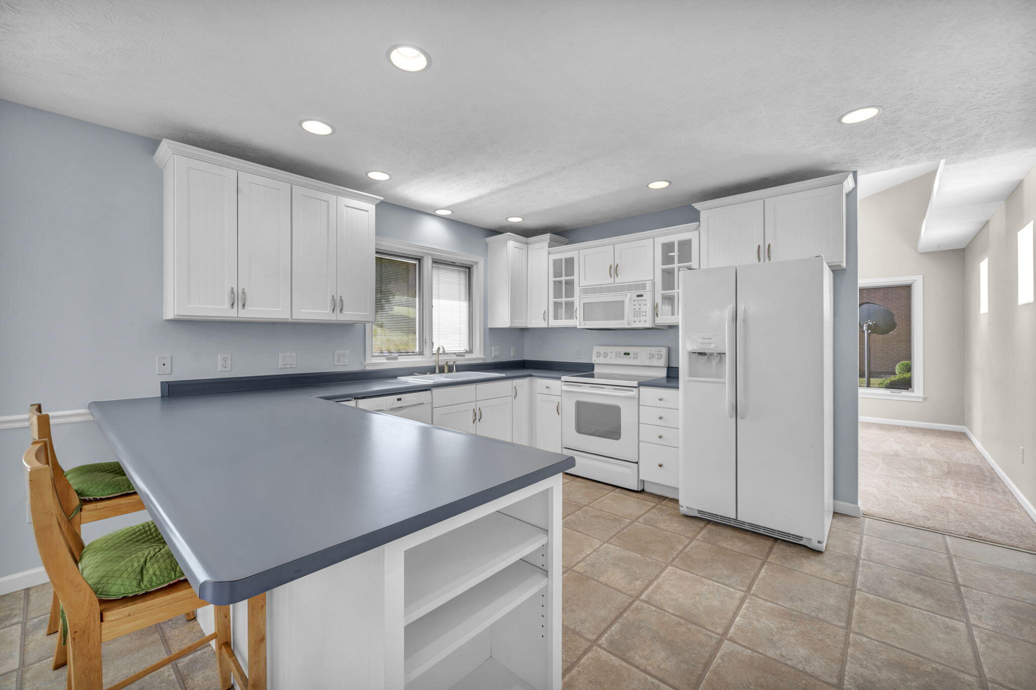 23 Bon Air, Urbana, Ohio 43078