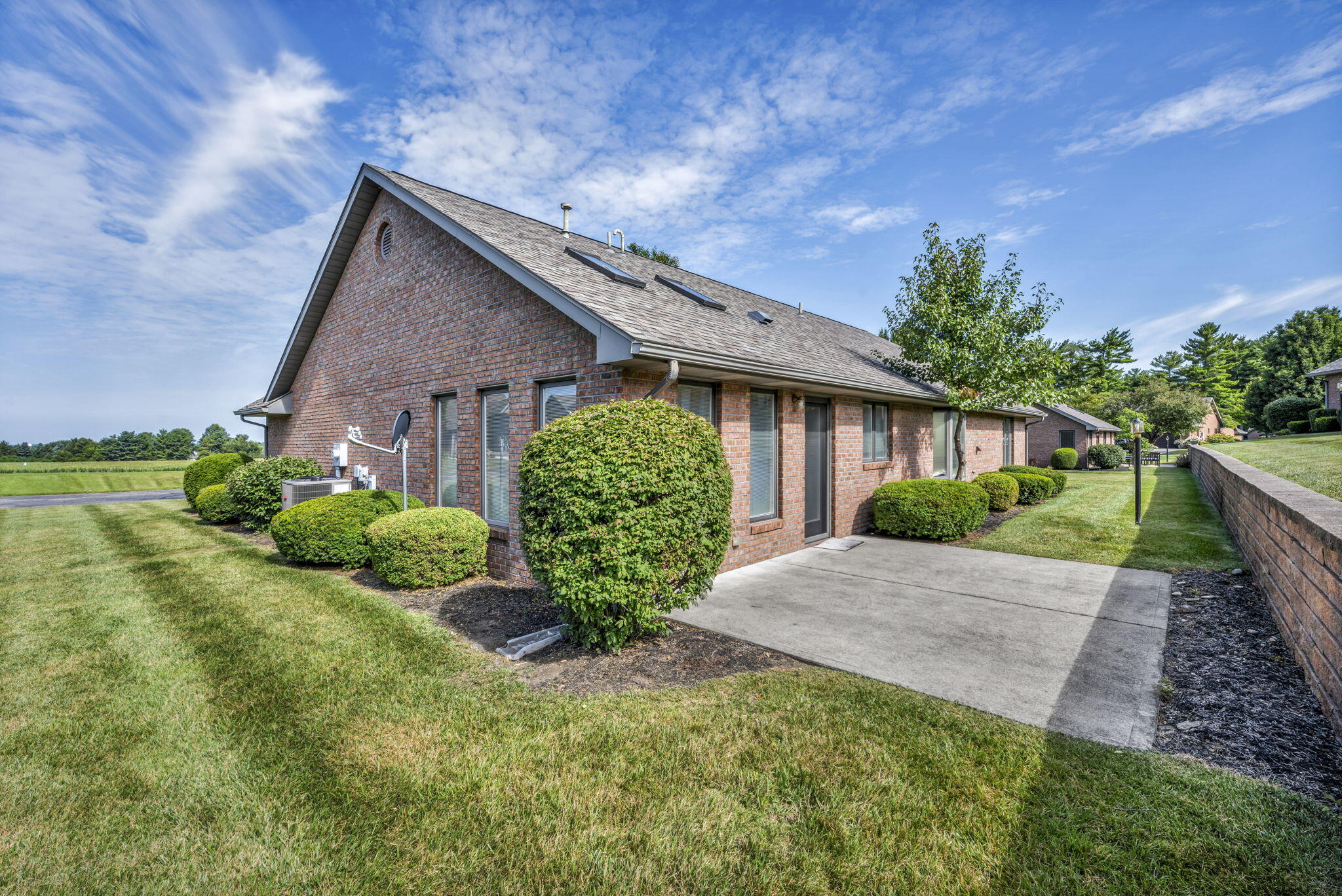 23 Bon Air, Urbana, Ohio 43078