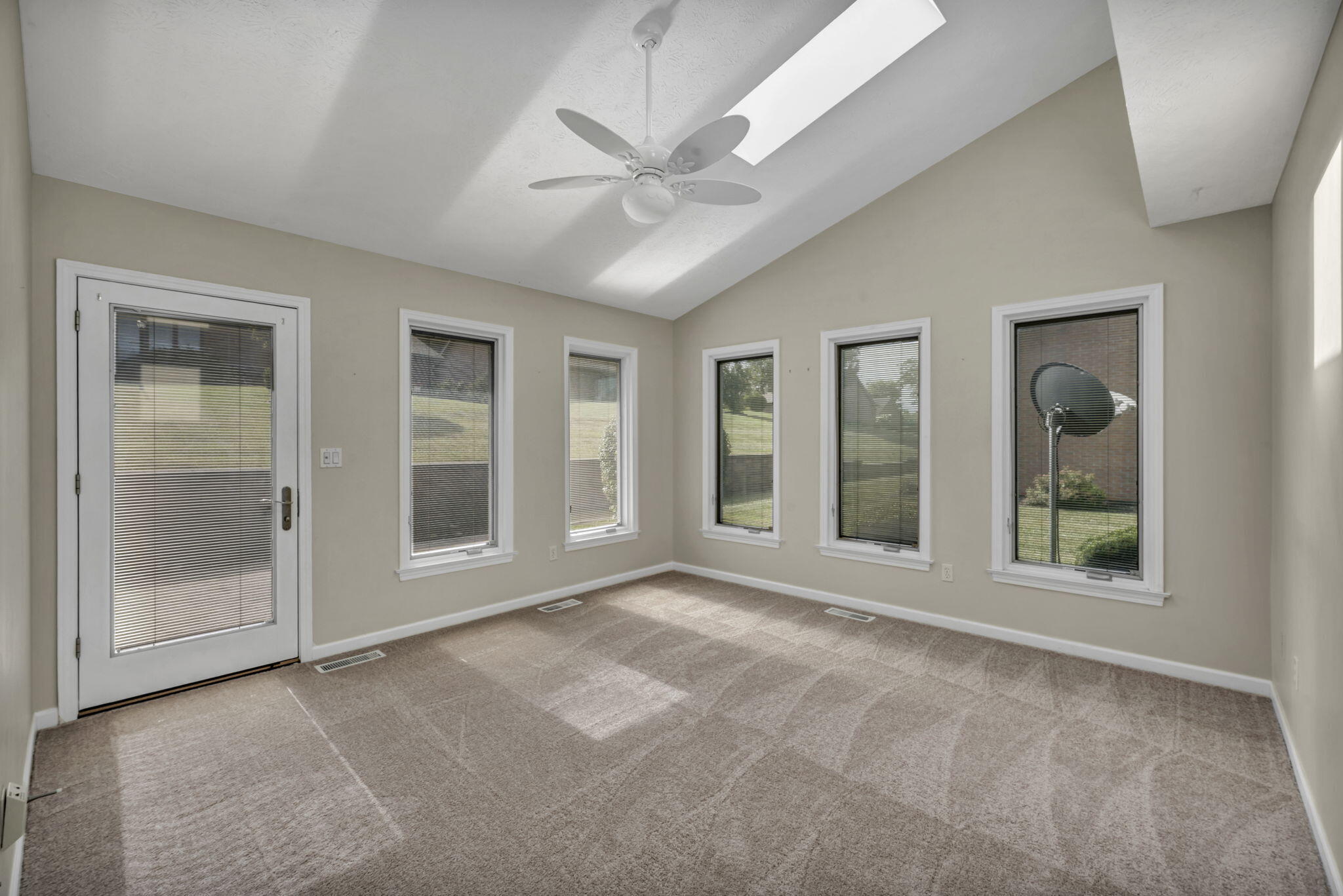 23 Bon Air, Urbana, Ohio 43078
