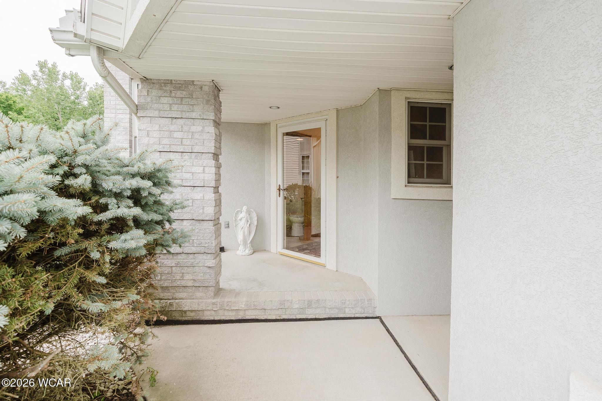100 Sally Lane, Bluffton, Ohio