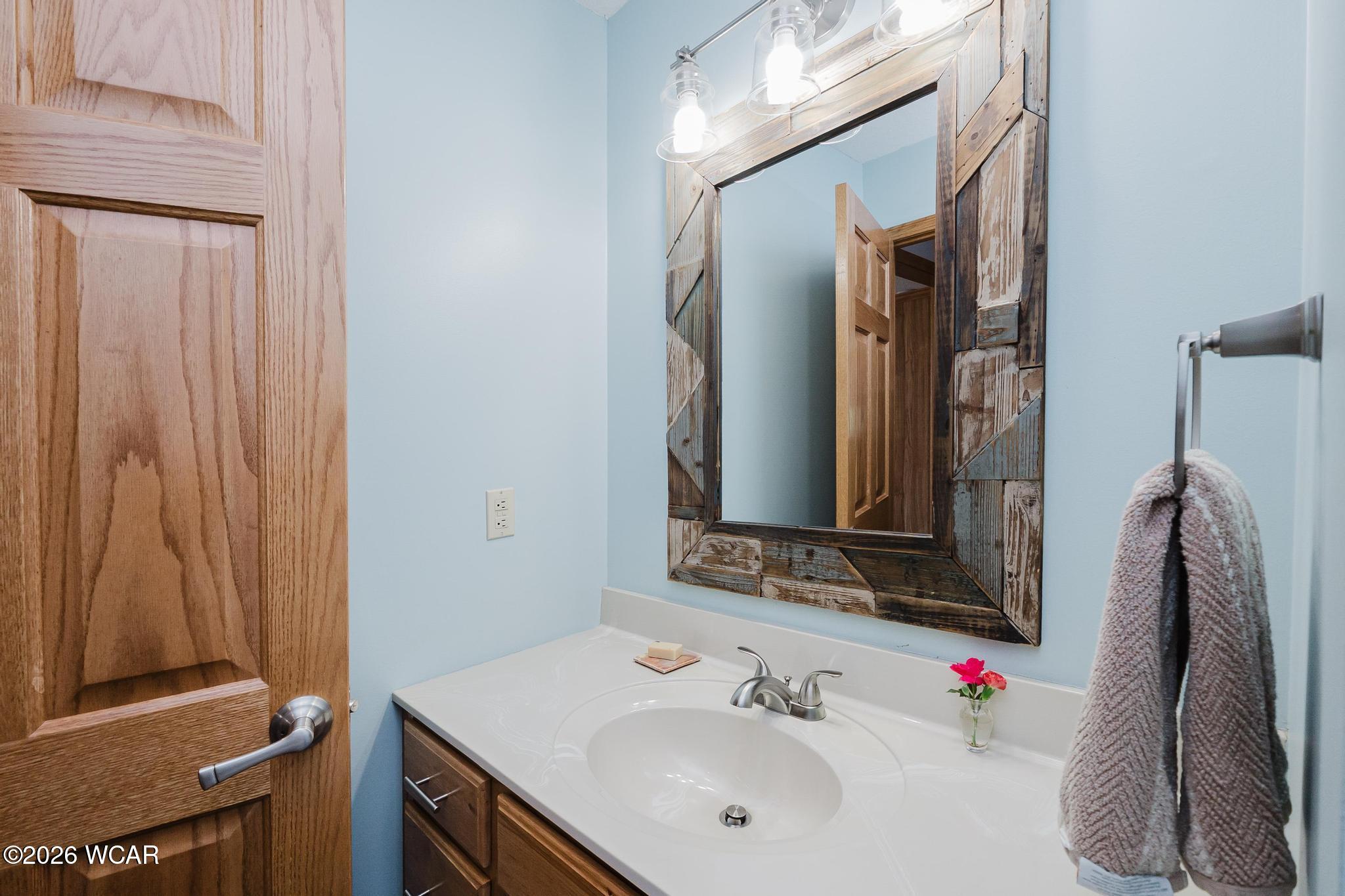 101 Hawthorn Court, Bluffton, Ohio