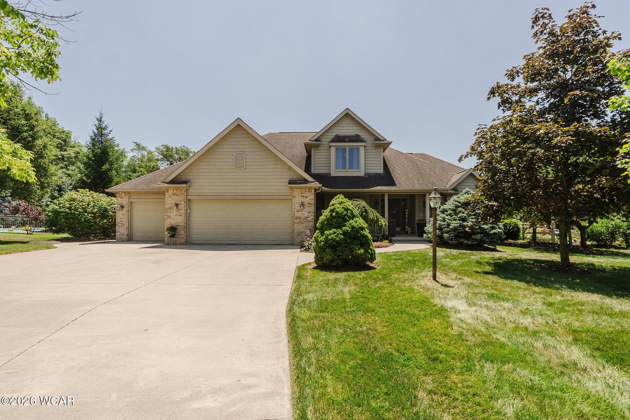 101 Hawthorn Court, Bluffton, Ohio