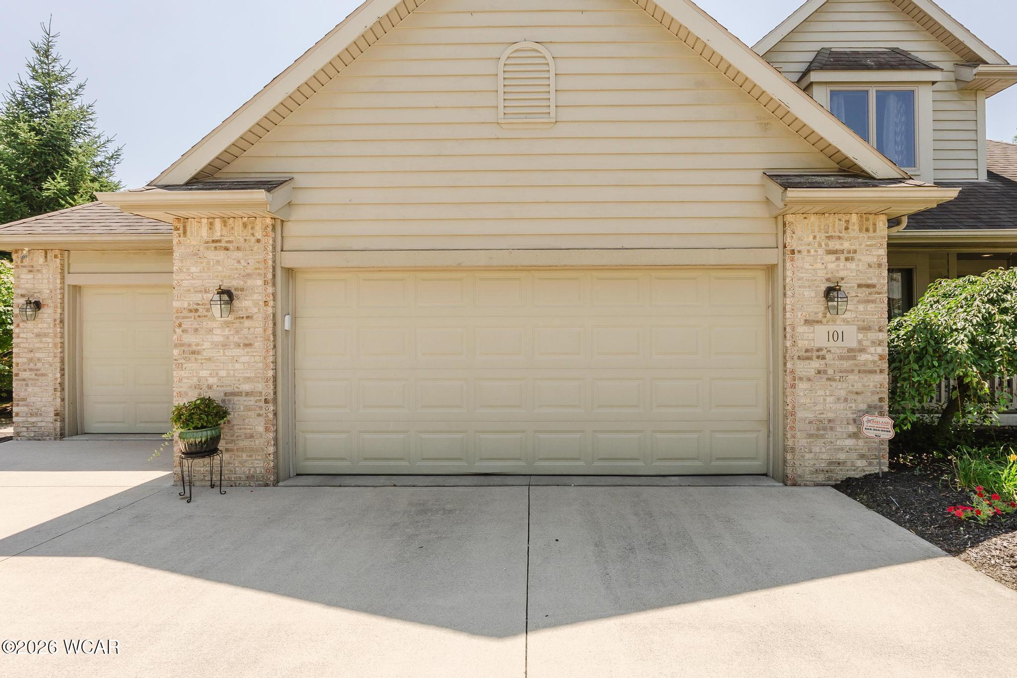 101 Hawthorn Court, Bluffton, Ohio