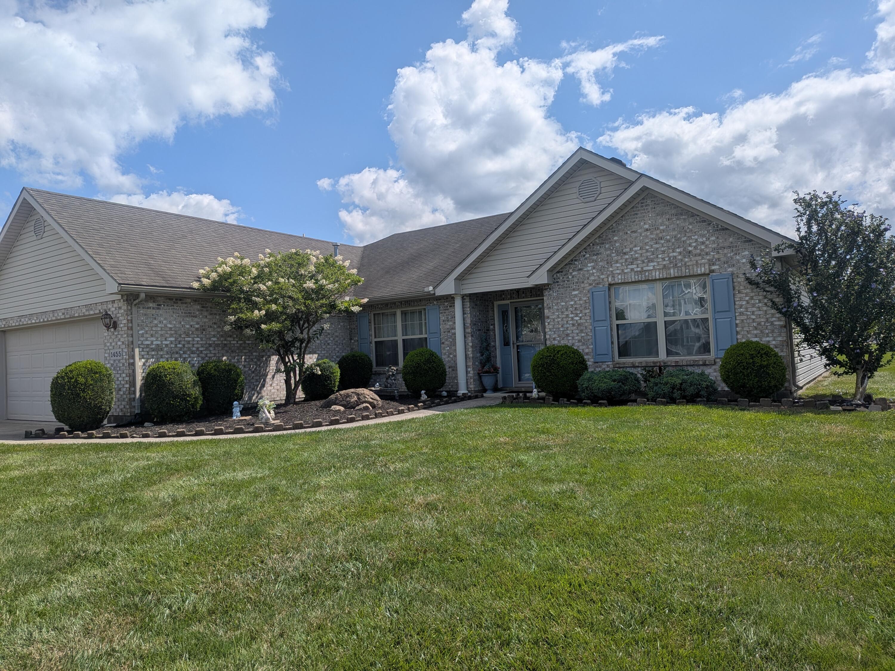 1455 Edinburgh, Troy, Ohio 45373