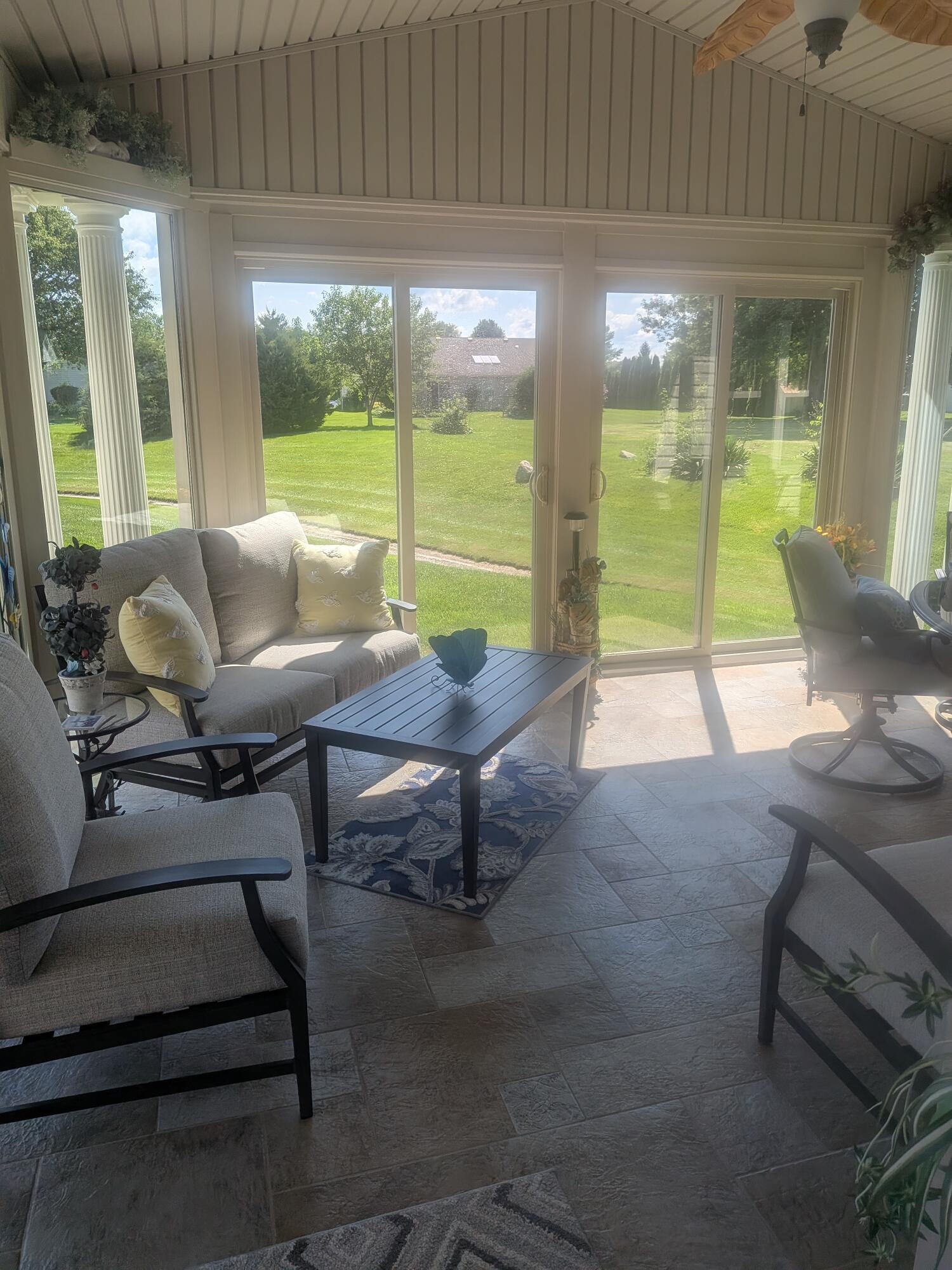 1455 Edinburgh, Troy, Ohio 45373