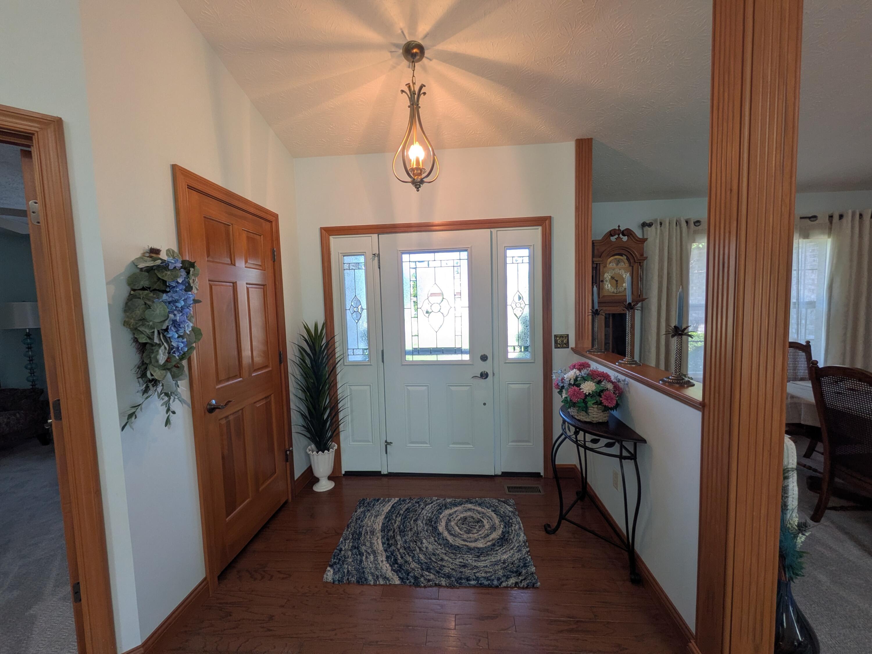1455 Edinburgh, Troy, Ohio 45373