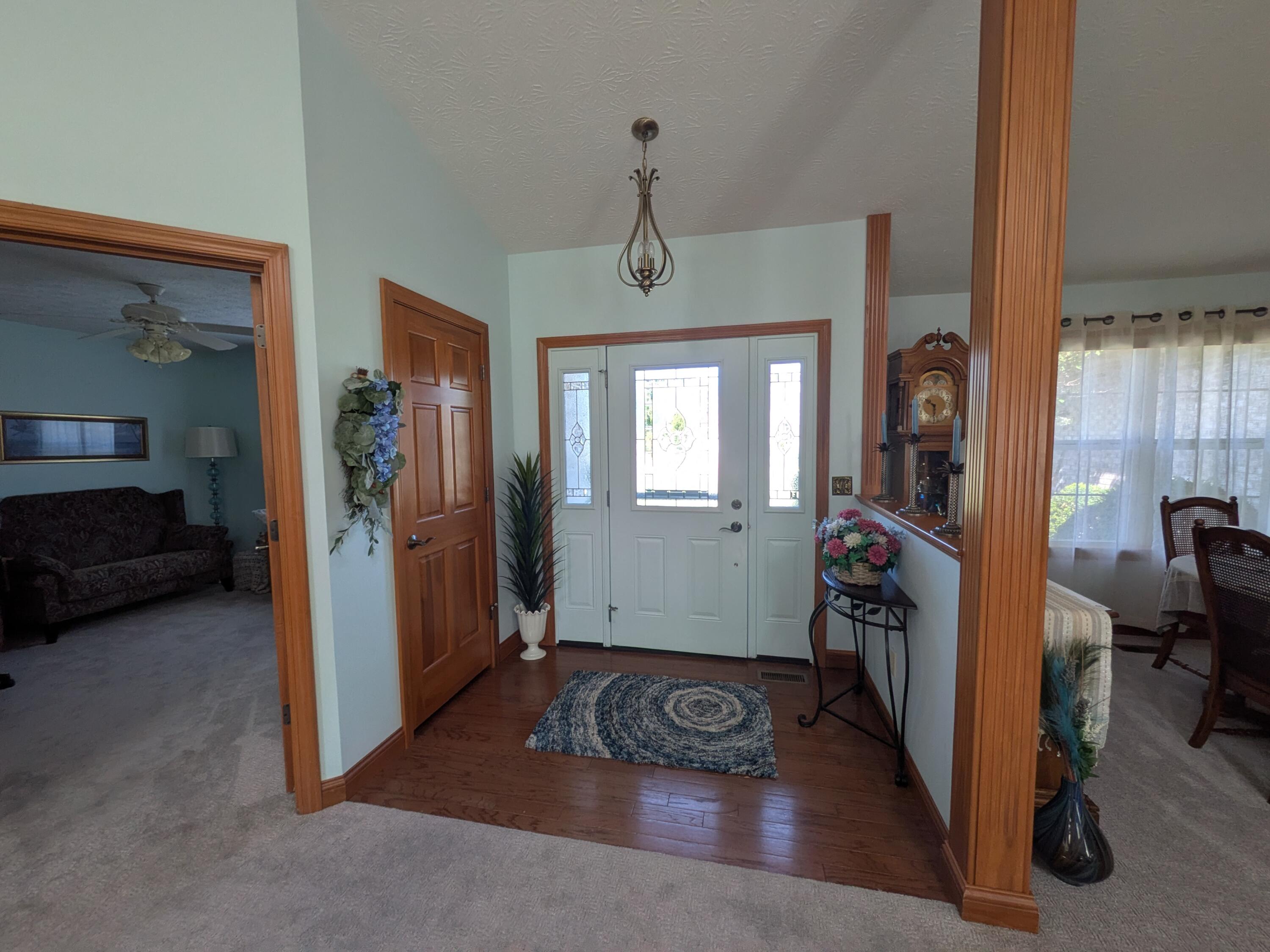 1455 Edinburgh, Troy, Ohio 45373