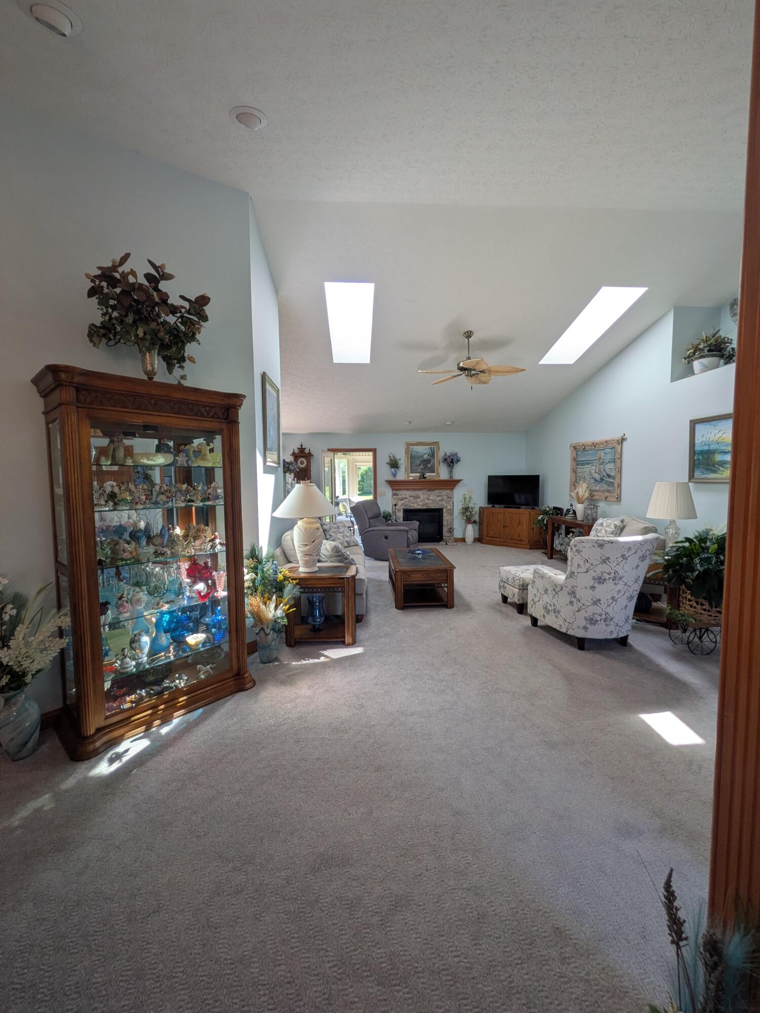 1455 Edinburgh, Troy, Ohio 45373