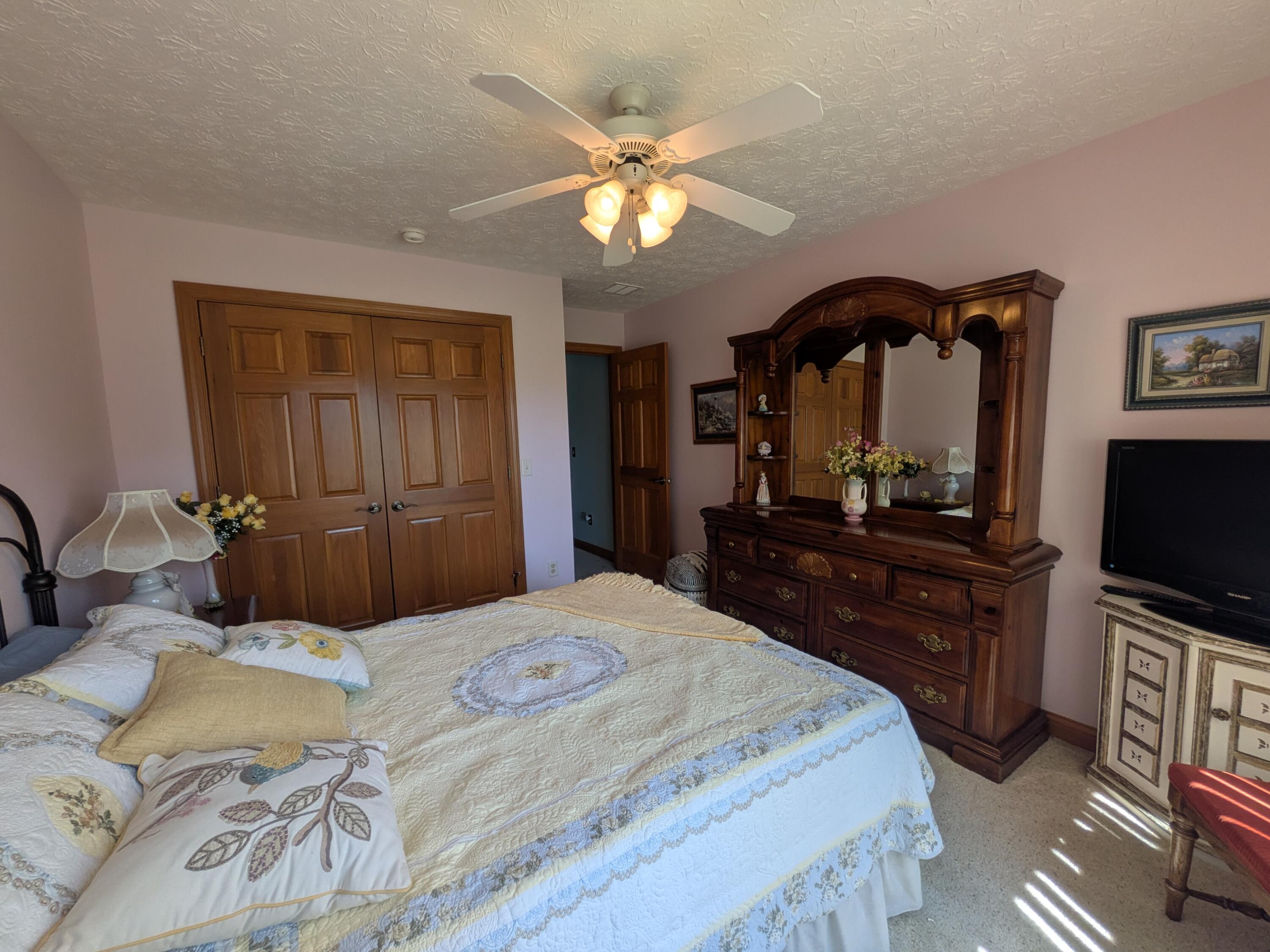 1455 Edinburgh, Troy, Ohio 45373