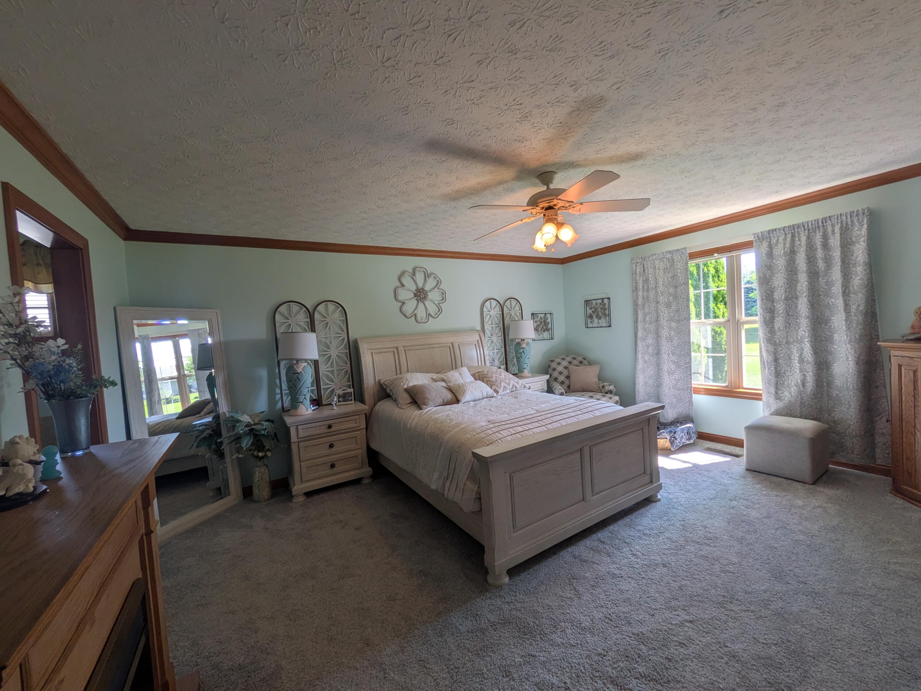 1455 Edinburgh, Troy, Ohio 45373