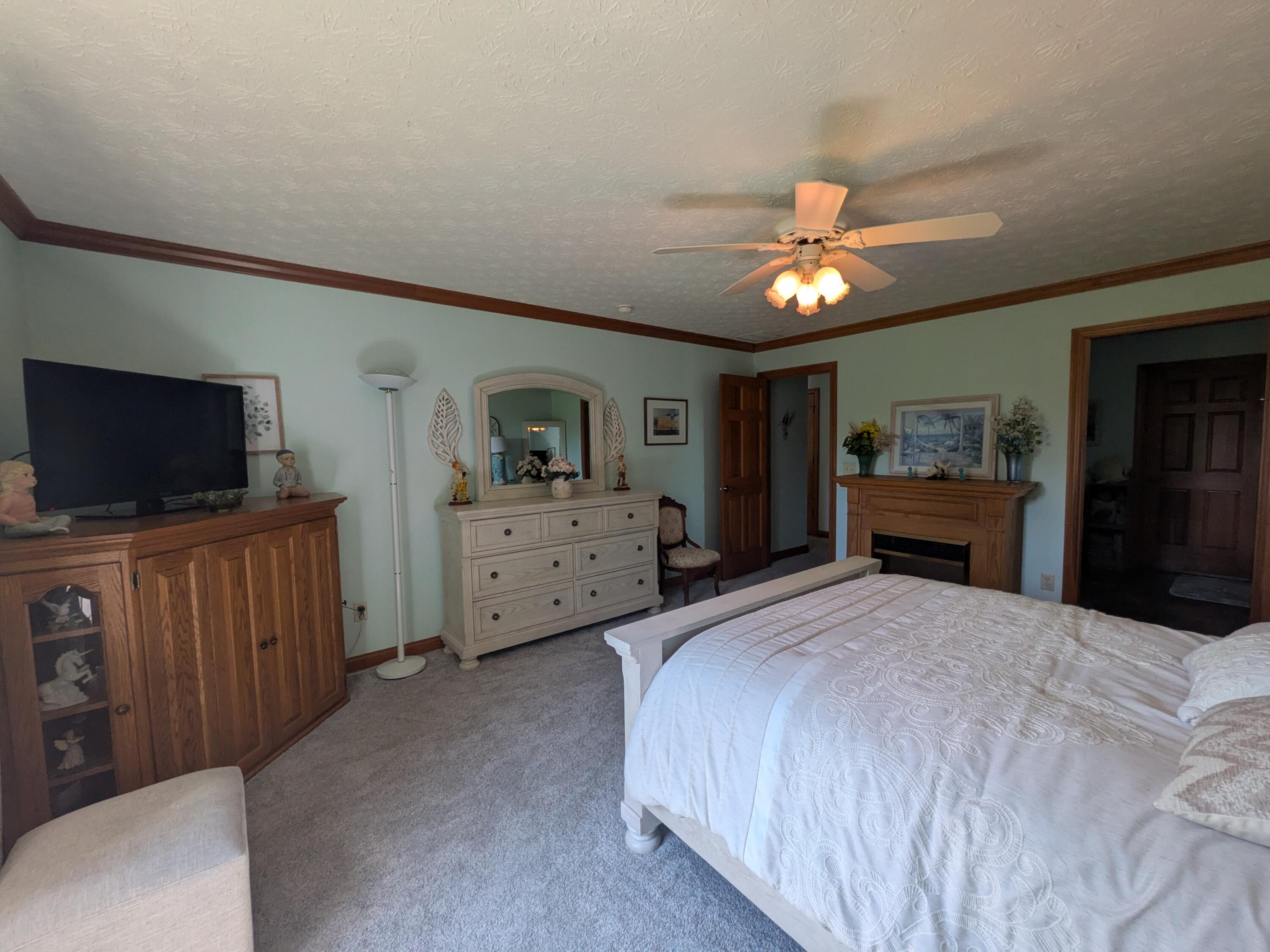 1455 Edinburgh, Troy, Ohio 45373