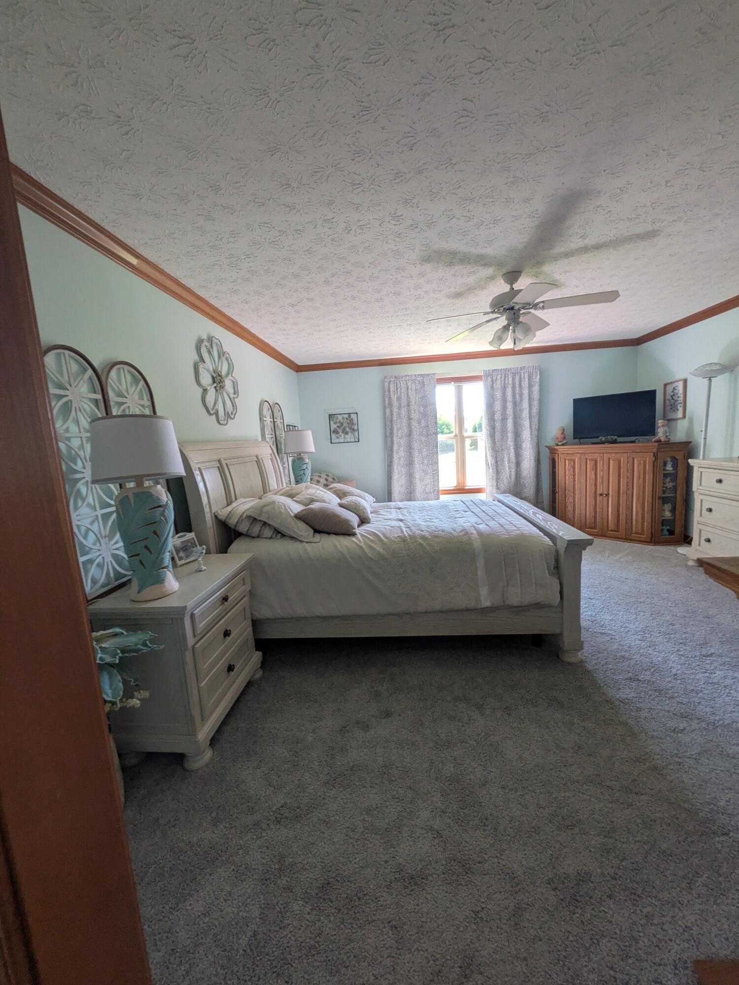 1455 Edinburgh, Troy, Ohio 45373