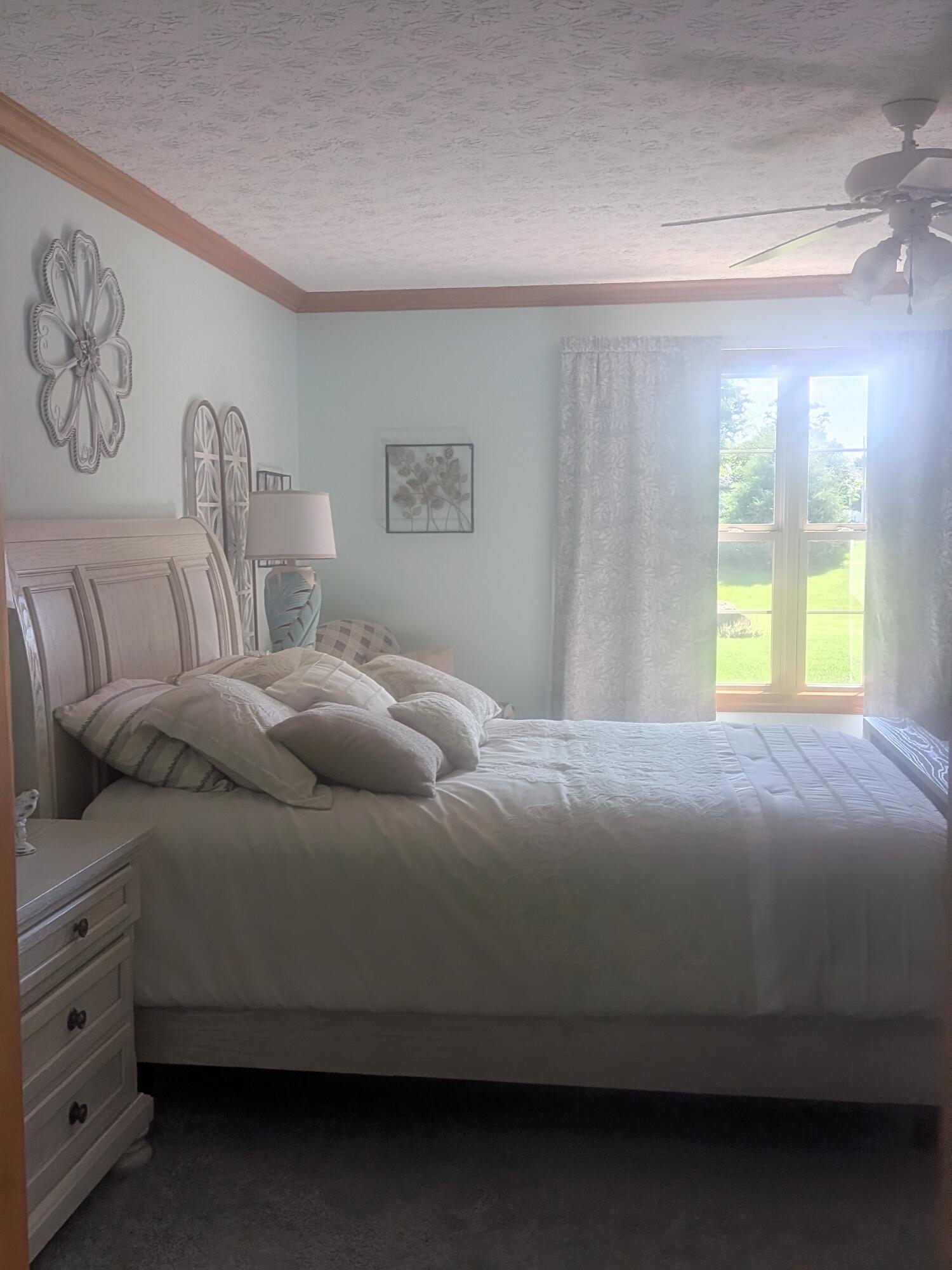 1455 Edinburgh, Troy, Ohio 45373